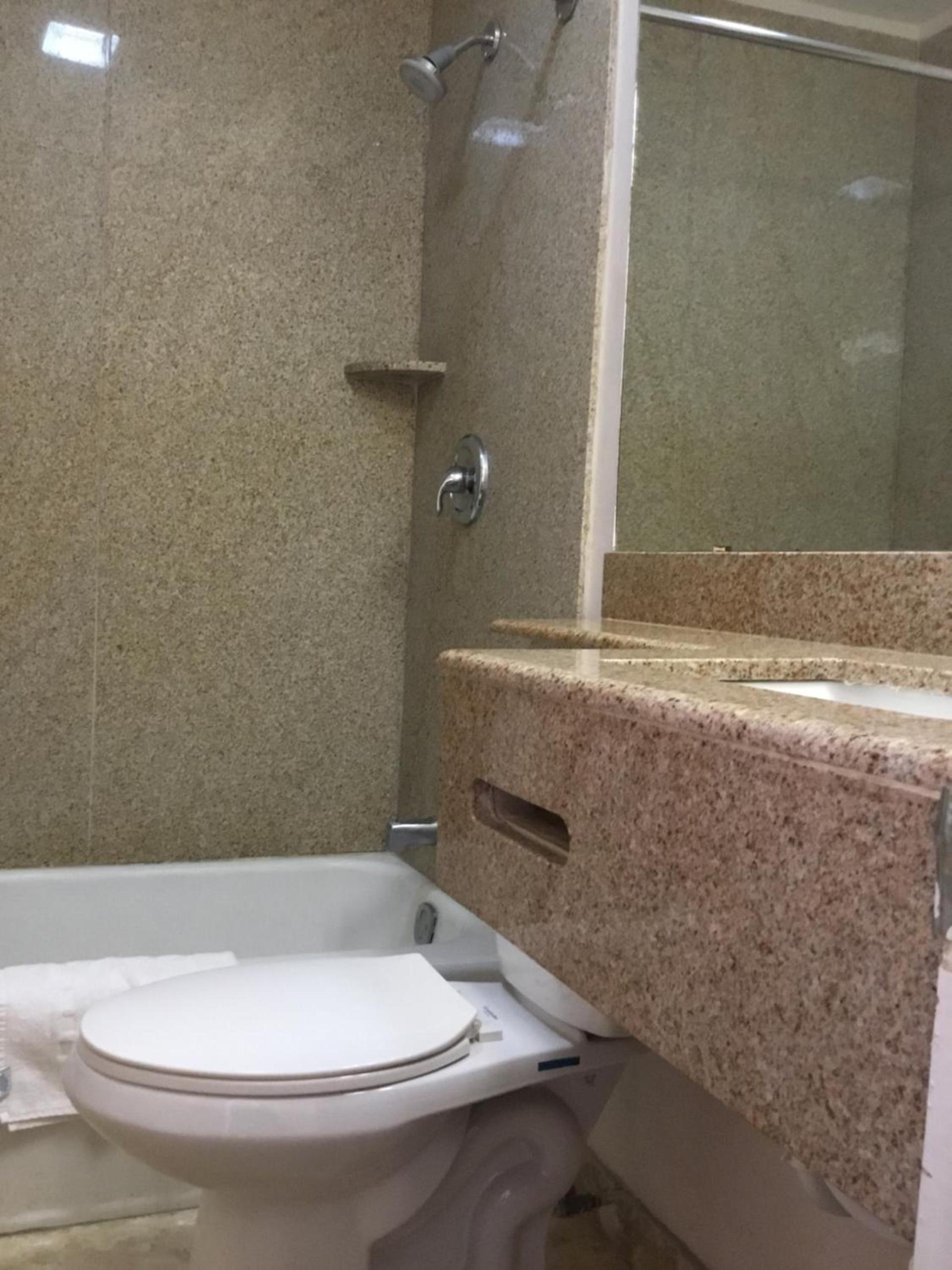 Budget Inn Plainview photo 51