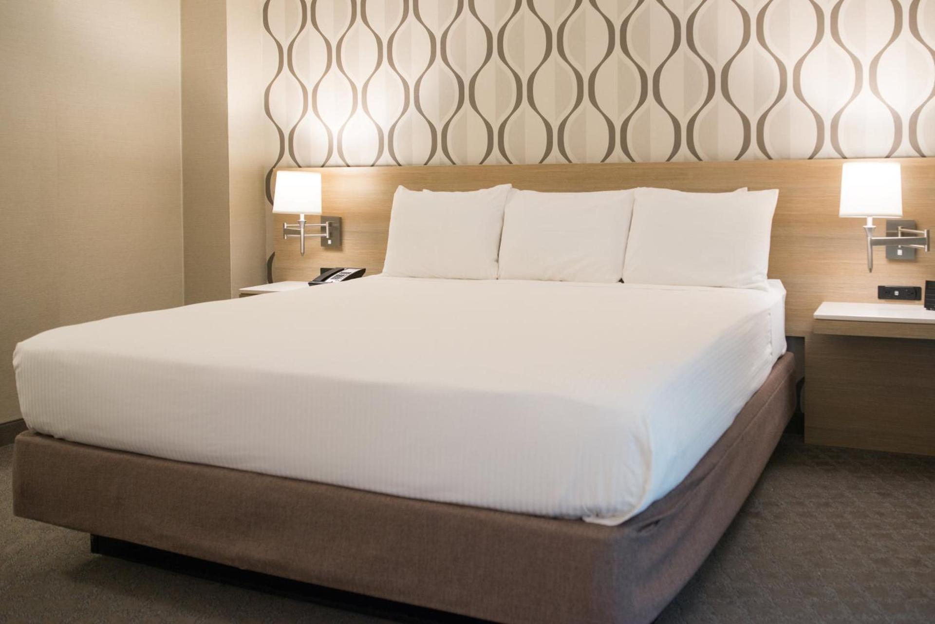 Radisson Hotel Duluth-Harborview photo 61