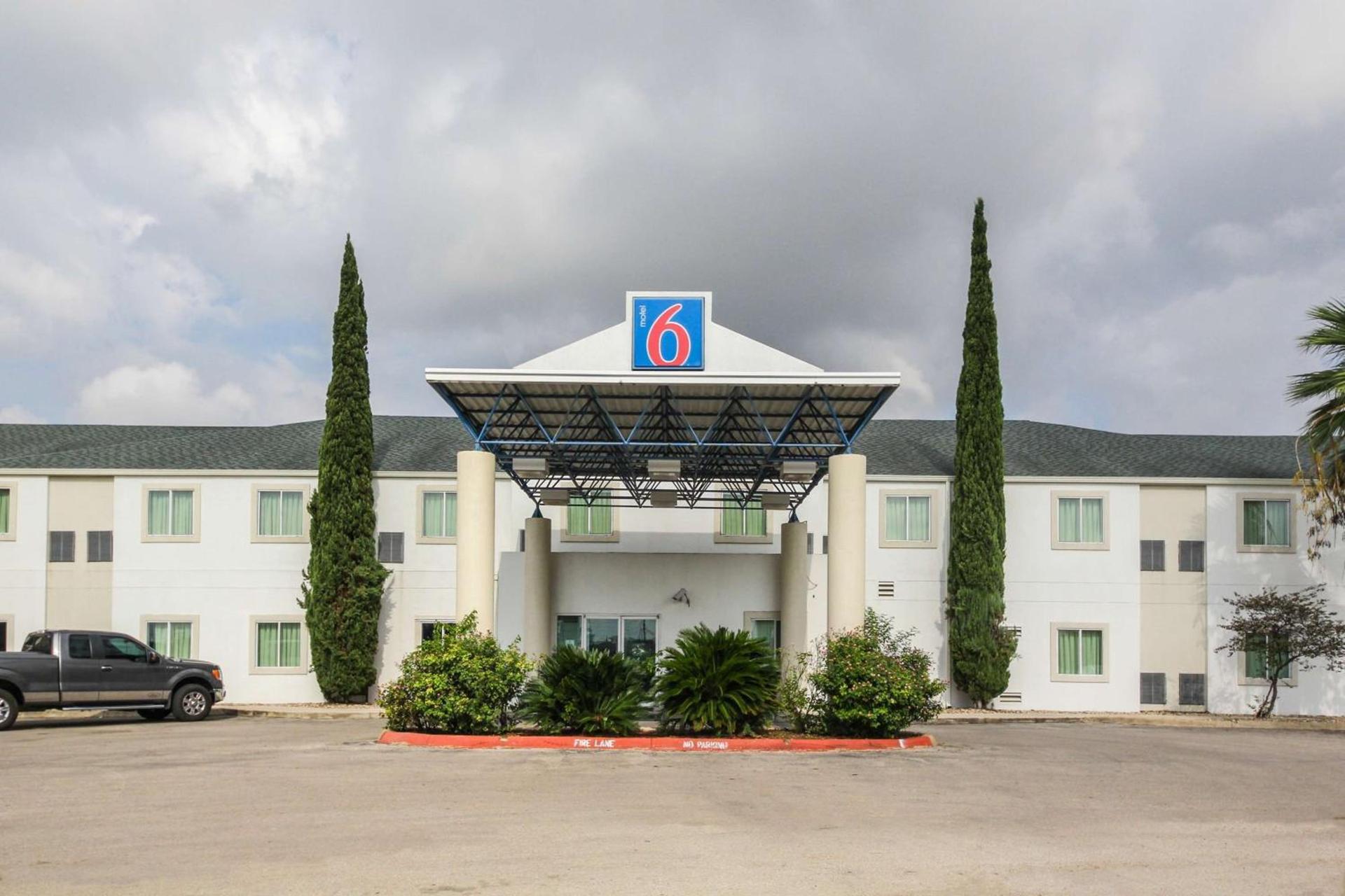 Motel 6 New Braunfels — hotel in New Braunfels