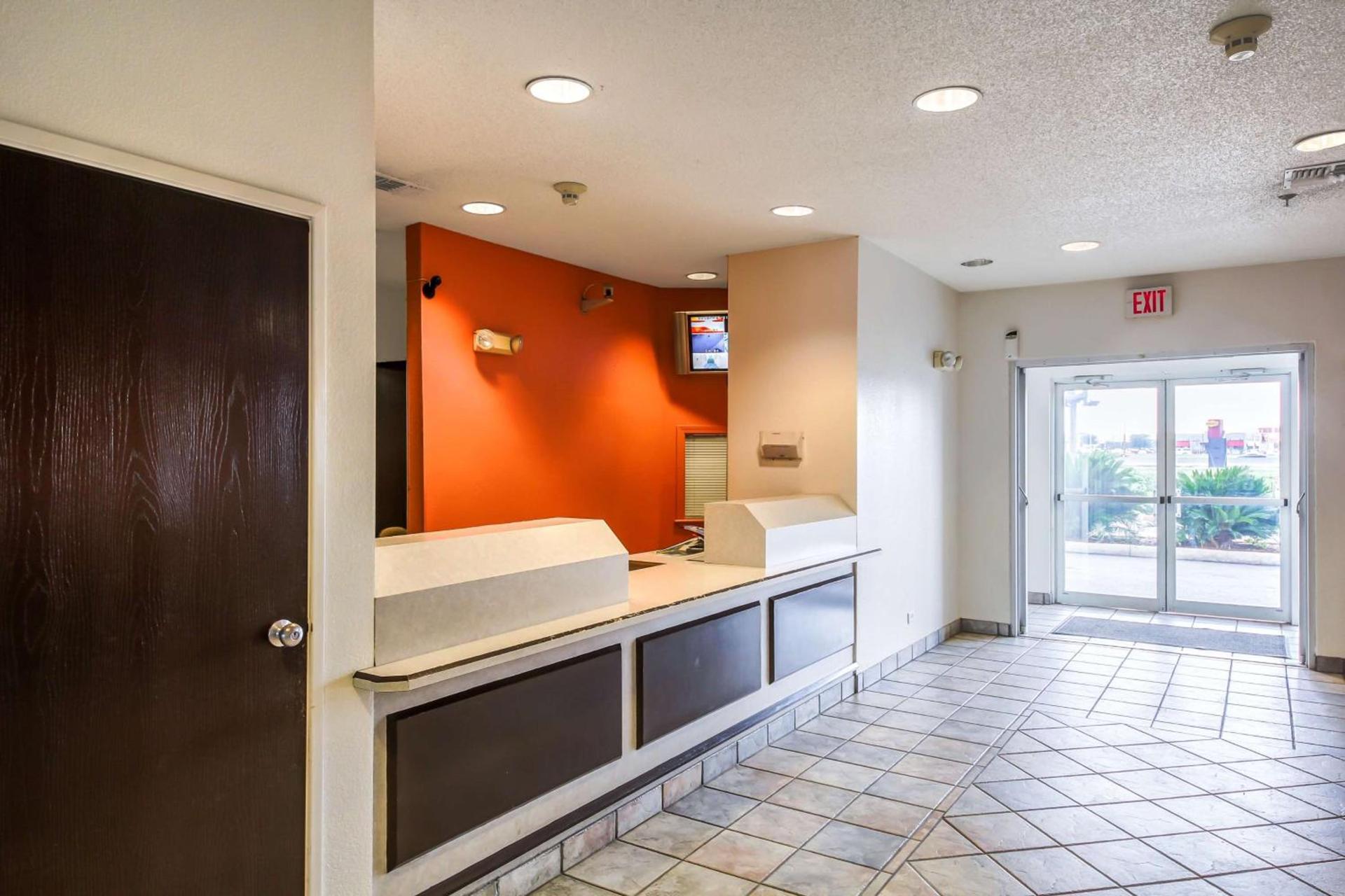 Motel 6 New Braunfels photo 53