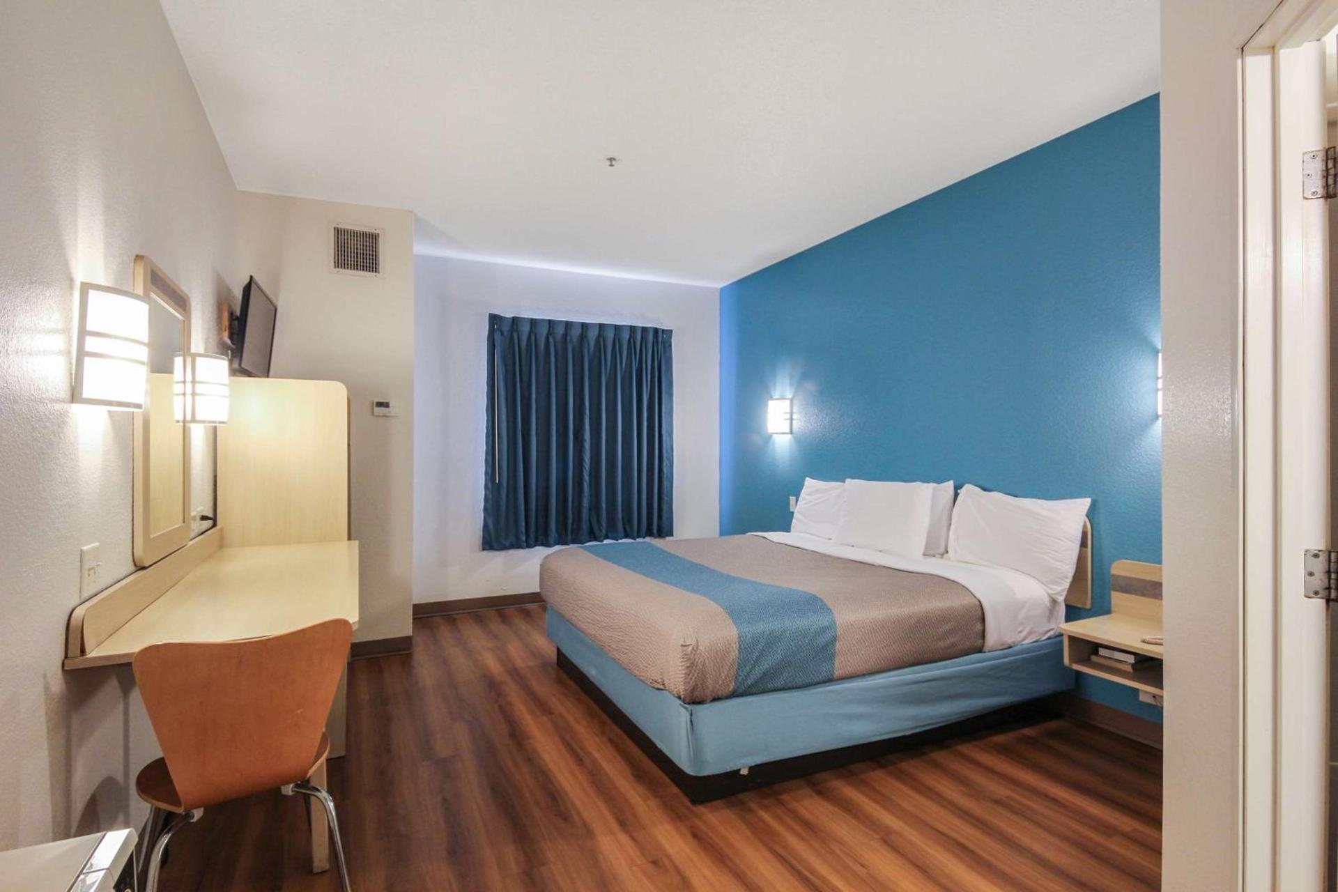Motel 6 New Braunfels photo 48