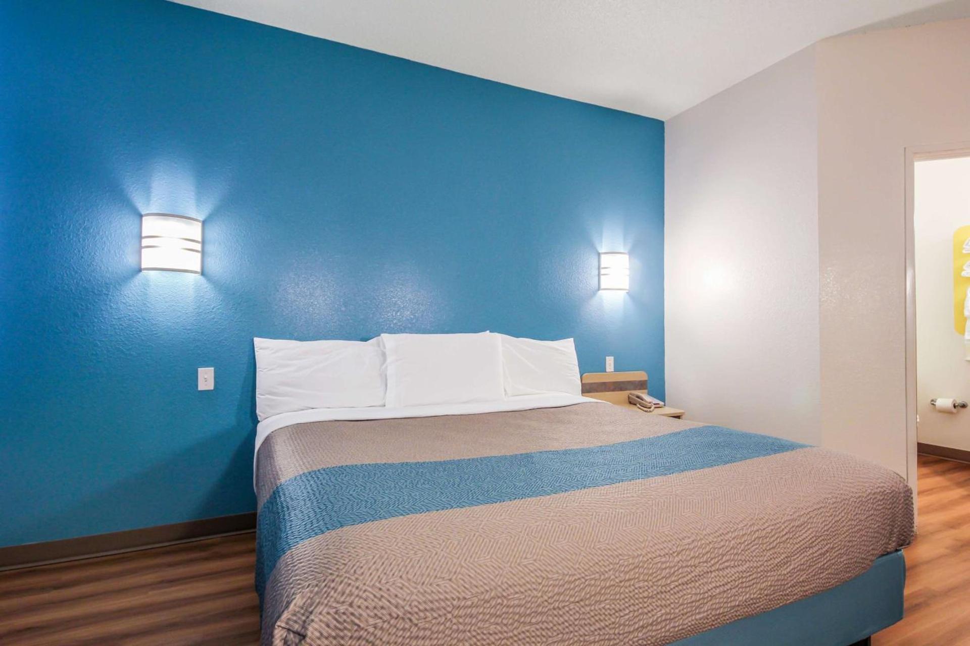 Motel 6 New Braunfels photo 46