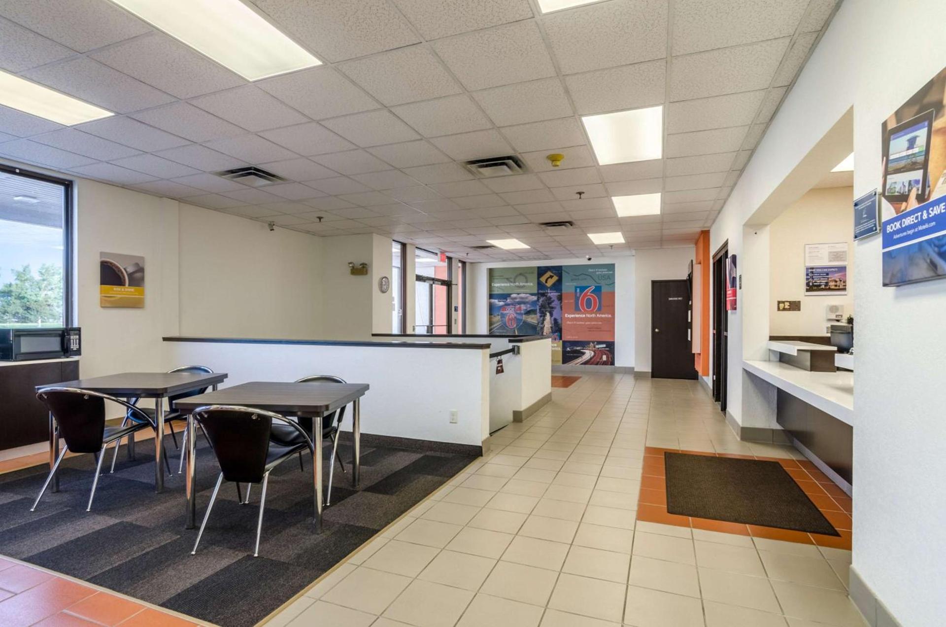 Motel 6-York, NE photo 82