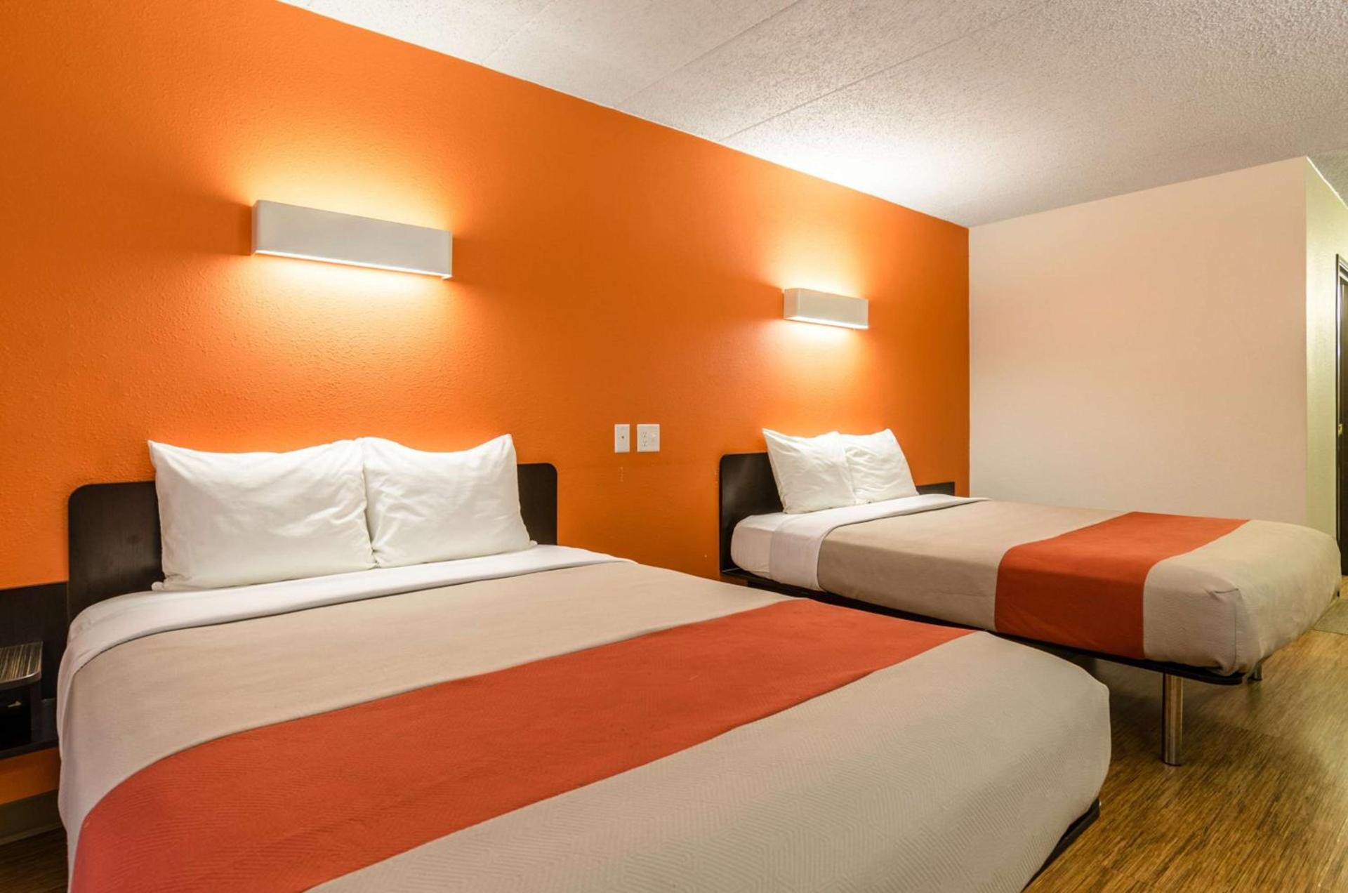 Motel 6-York, NE photo 80