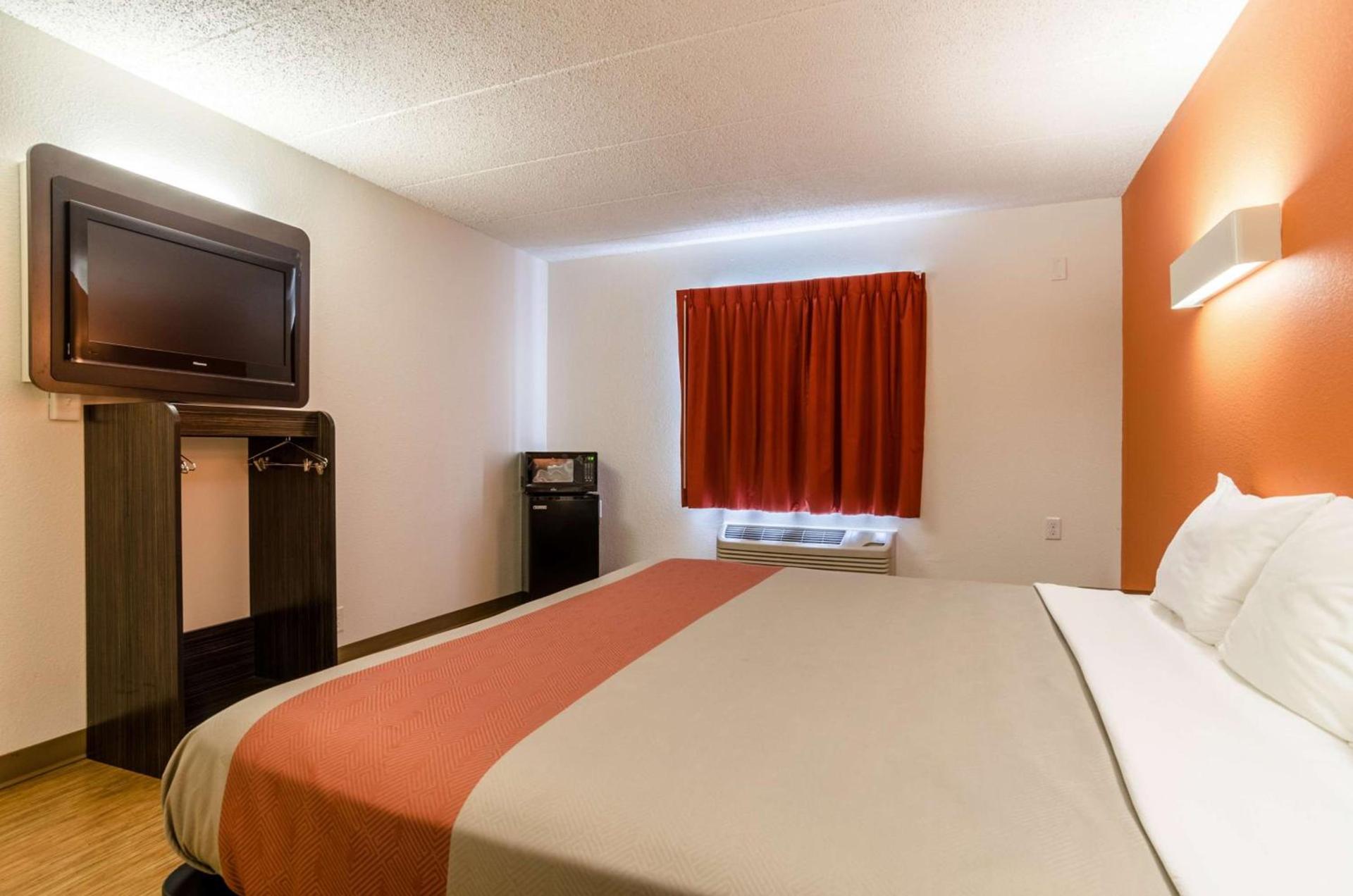 Motel 6-York, NE photo 72