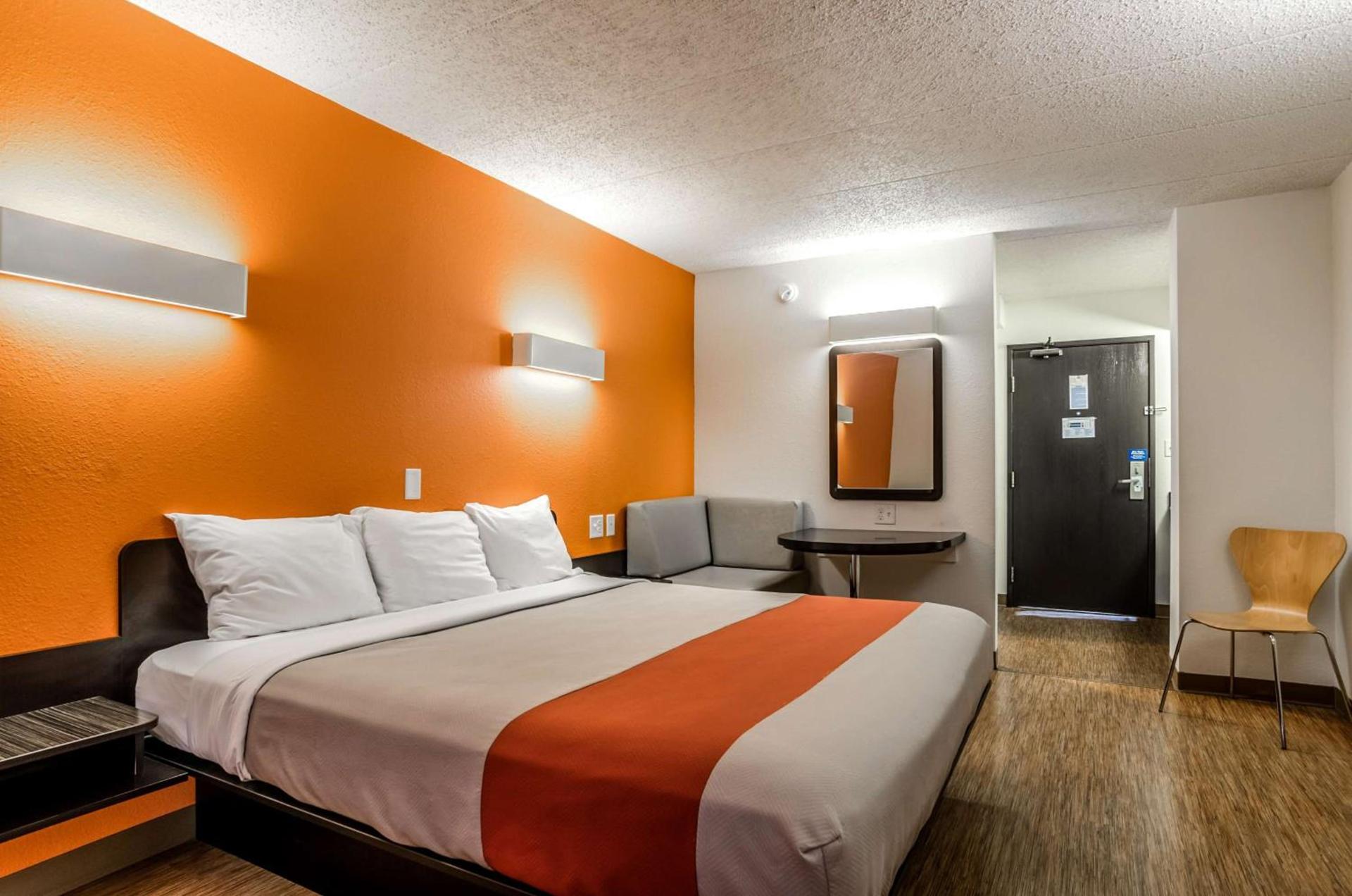Motel 6-York, NE photo 70