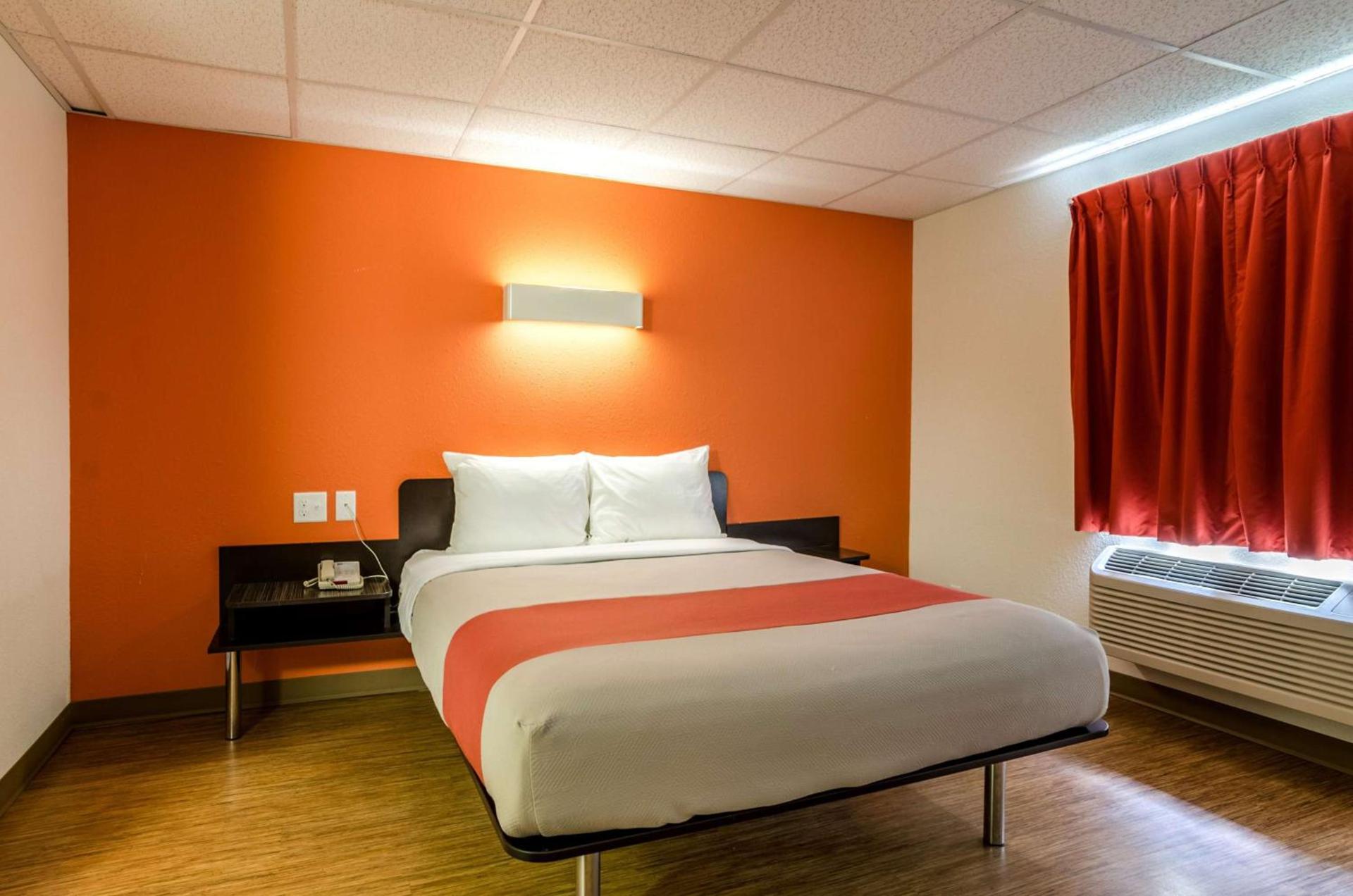 Motel 6-York, NE photo 67