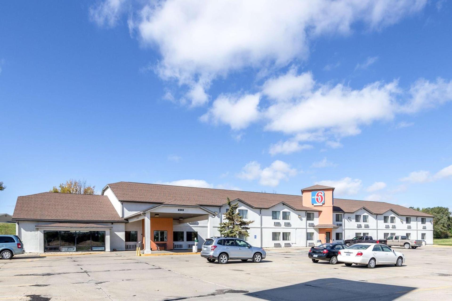 Motel 6-Waterloo, IA photo 3
