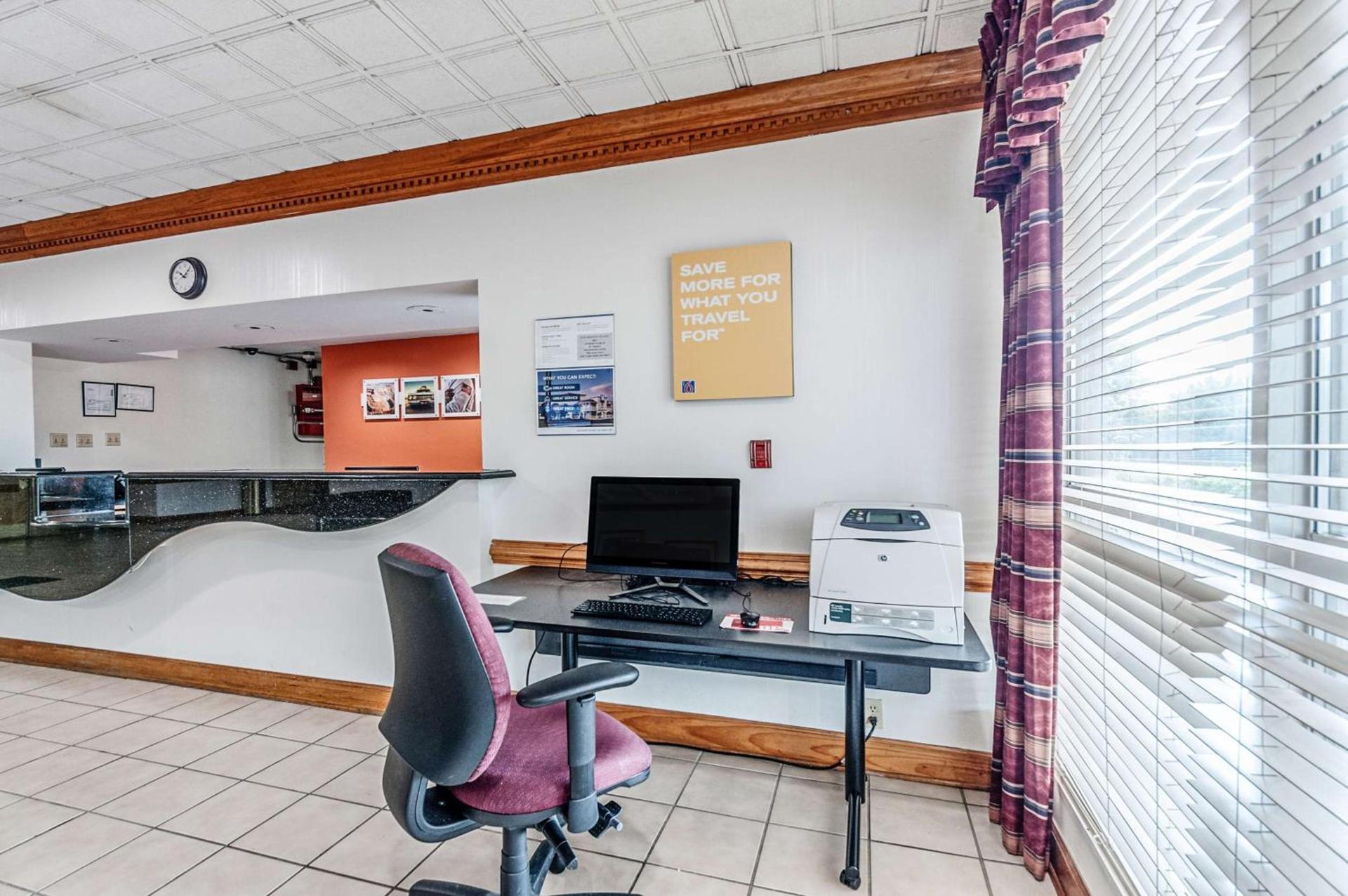 Motel 6-Dumfries, VA photo 36
