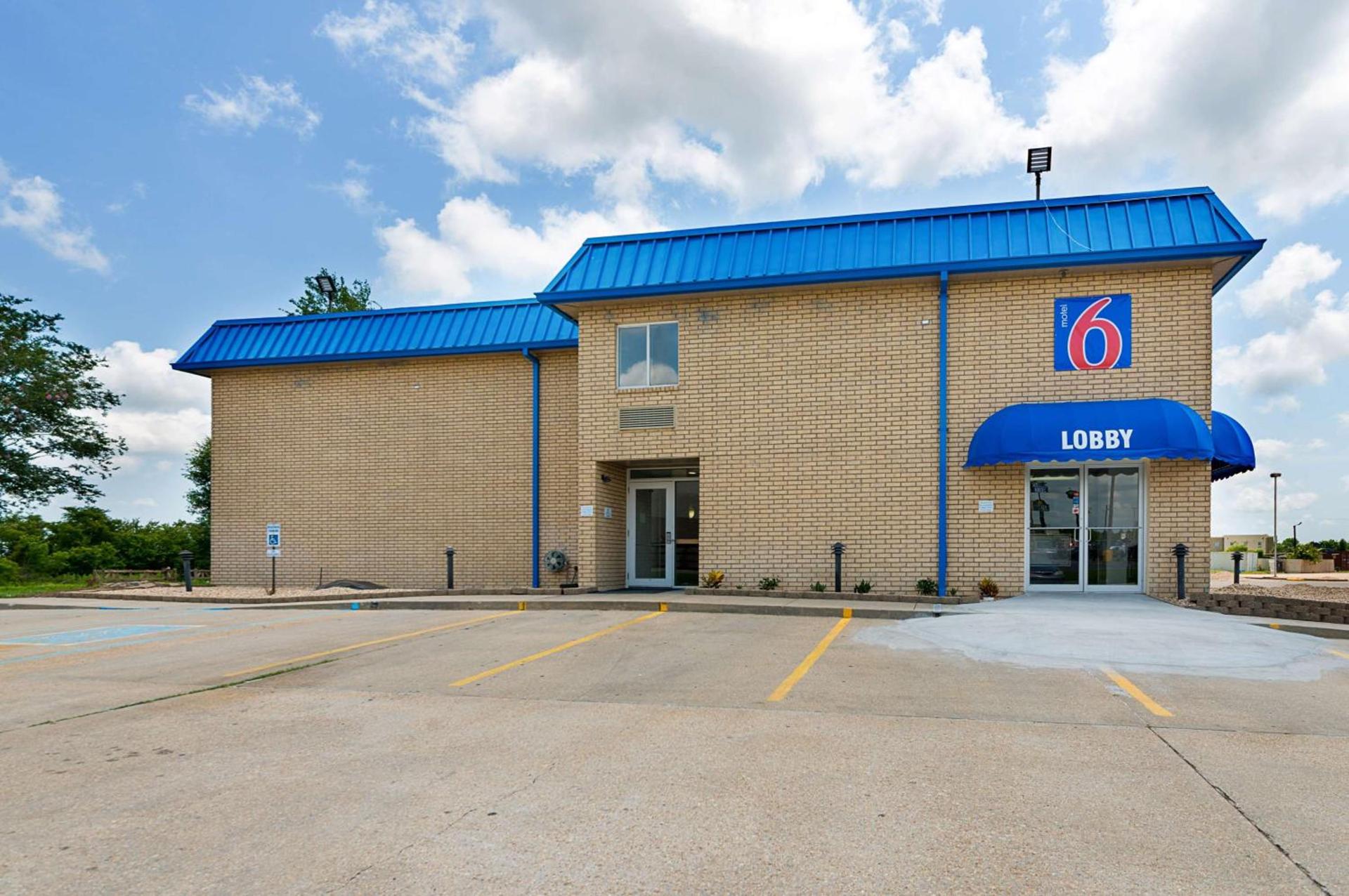 Motel 6-New Iberia, LA photo 10