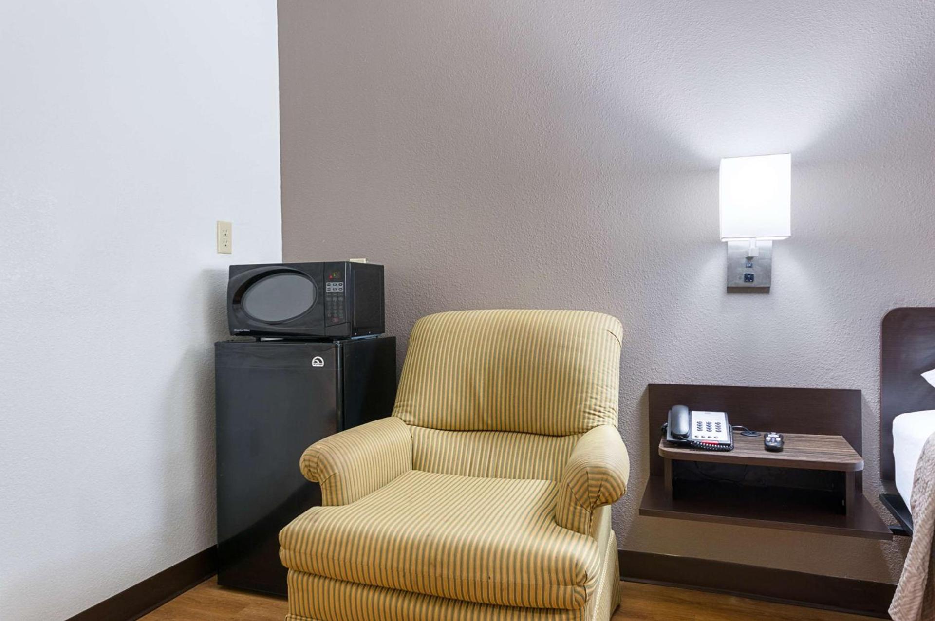 Motel 6-New Iberia, LA photo 53