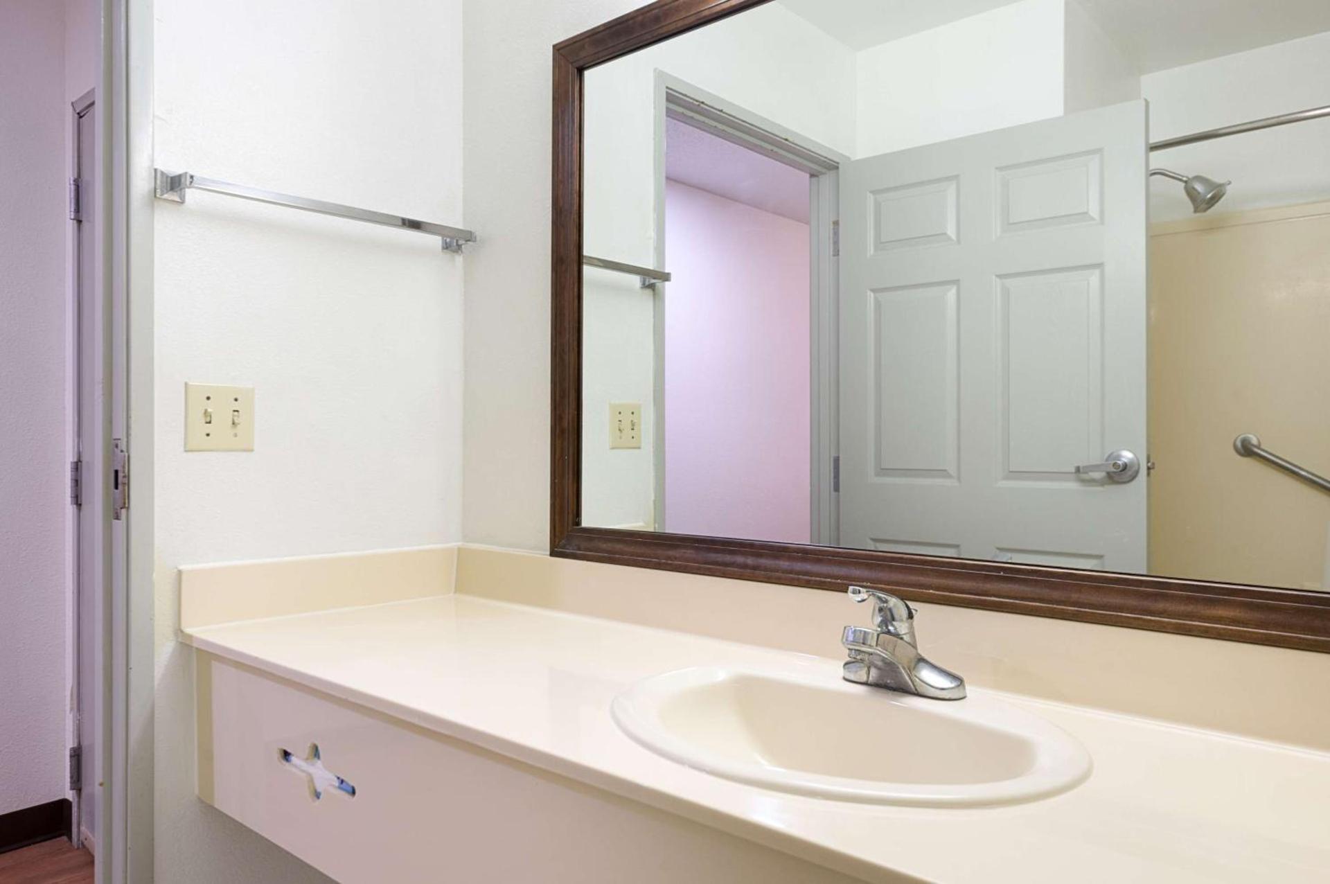 Motel 6-New Iberia, LA photo 63