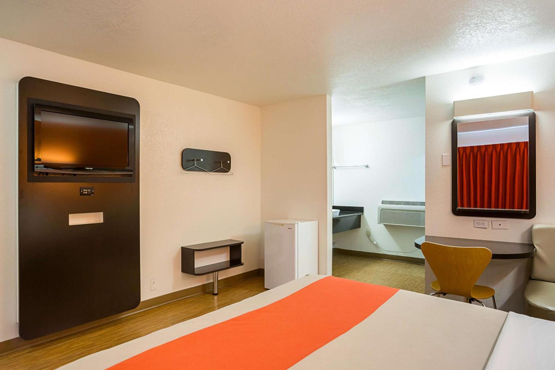 Motel 6-Wenatchee, WA photo 42