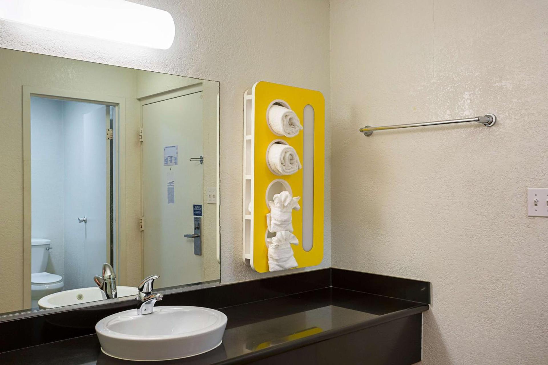 Motel 6-Wenatchee, WA photo 37