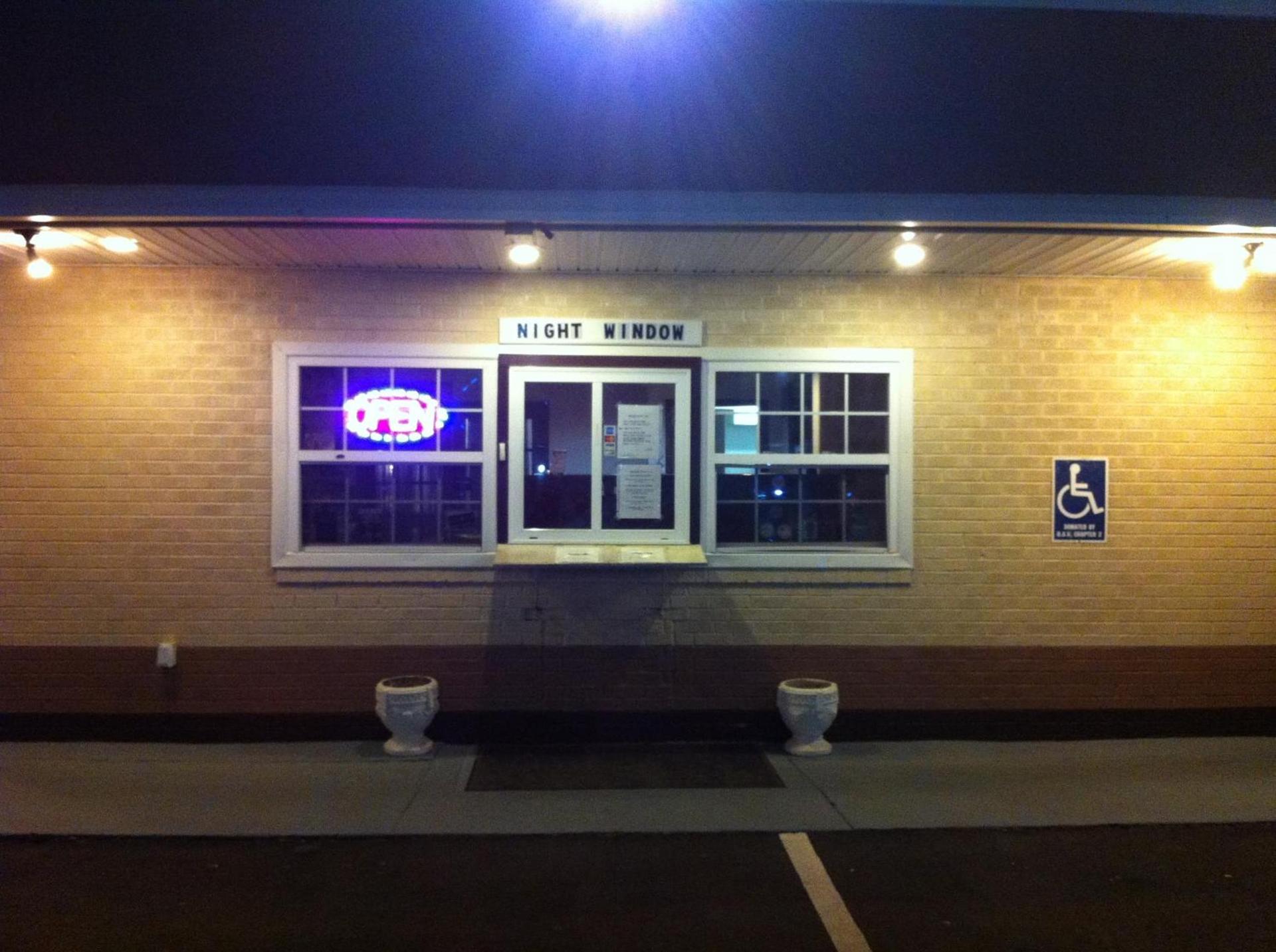 Newport News Inn photo 10