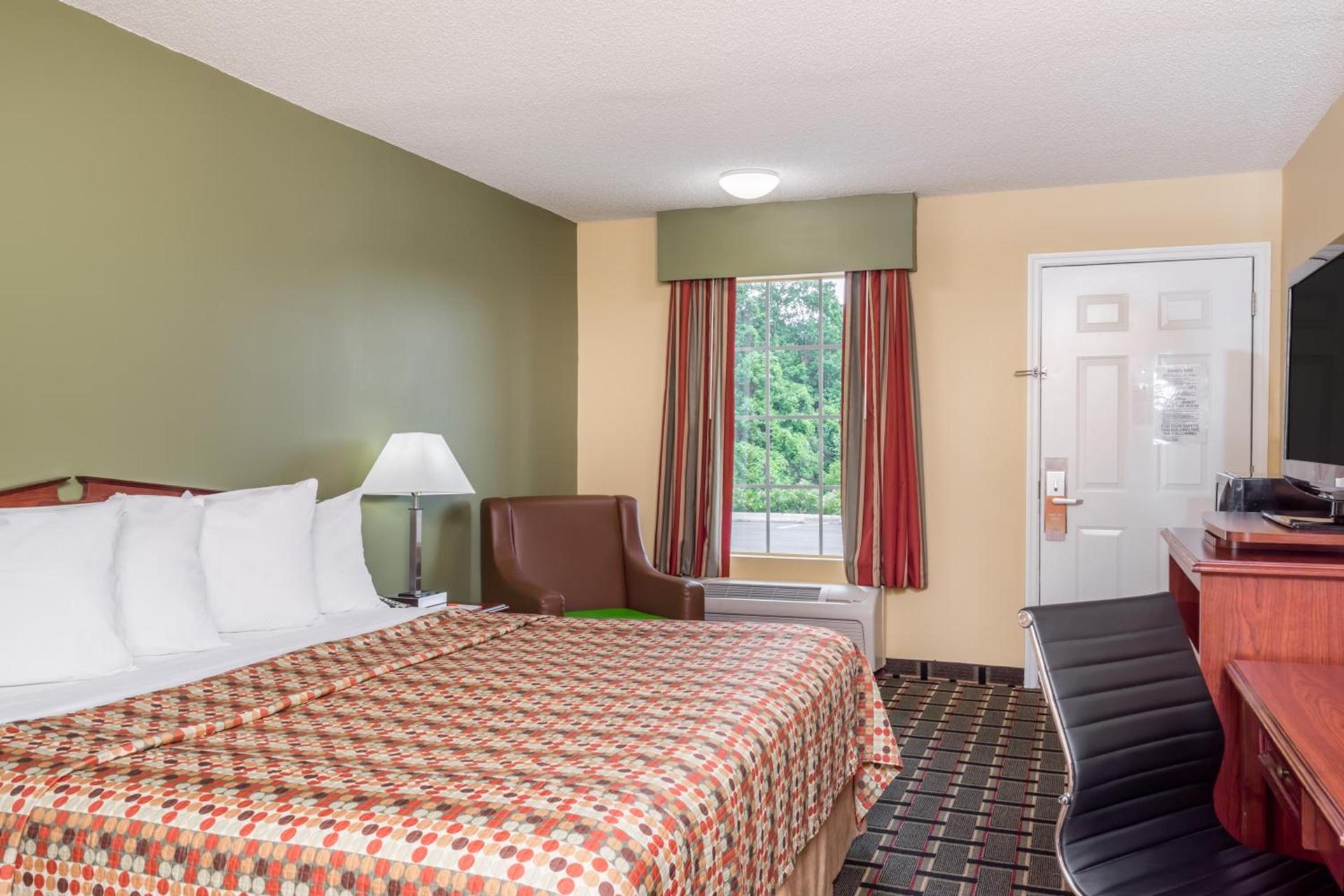 Howard Johnson by Wyndham Dalton photo 14