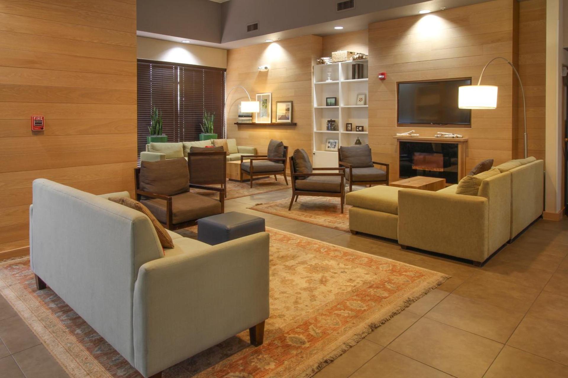 GreenTree Inn & Suites Phoenix Sky Harbor photo 8