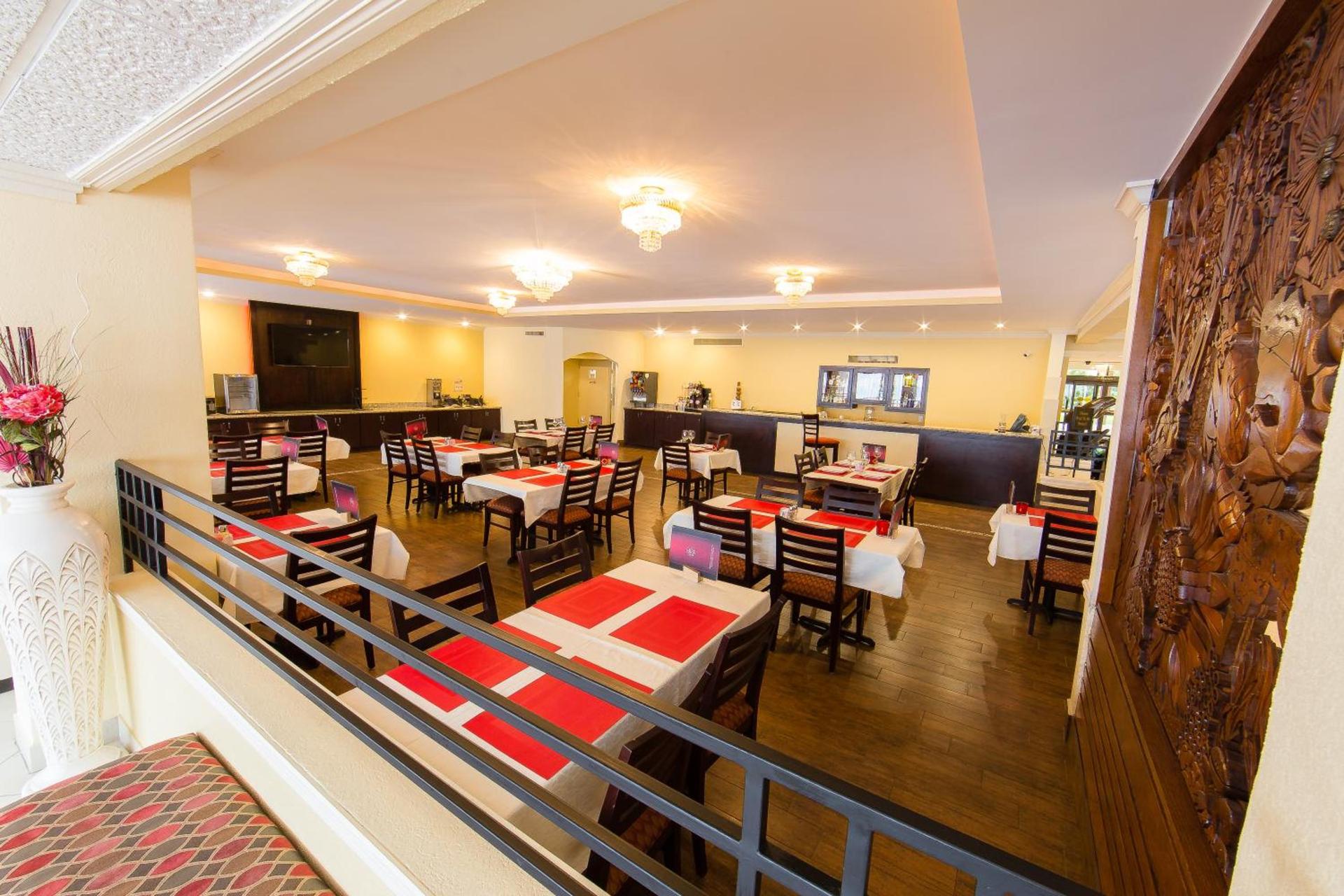 Ramada by Wyndham Houston Intercontinental Airport East photo 49