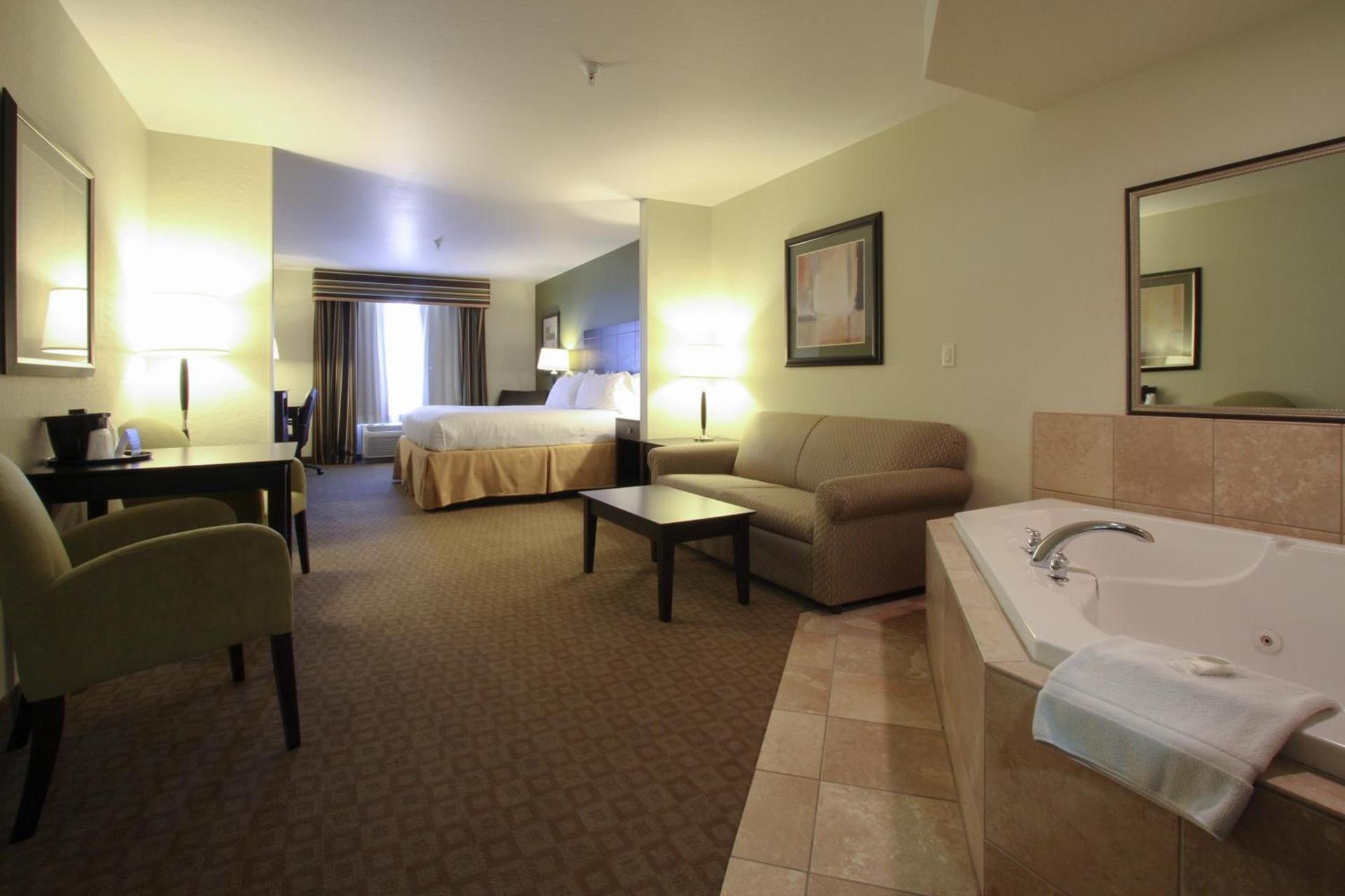 GreenTree Inn and Suites Florence, AZ photo 13