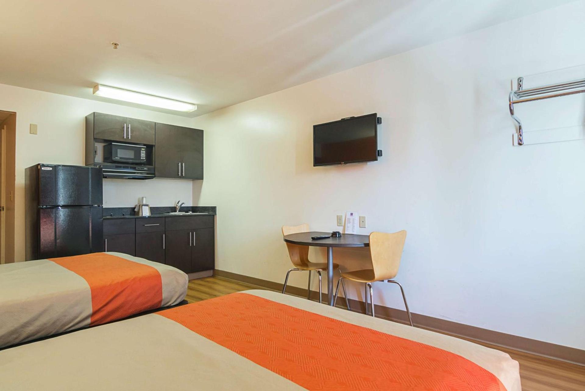 Motel 6-Jonesboro, GA photo 35