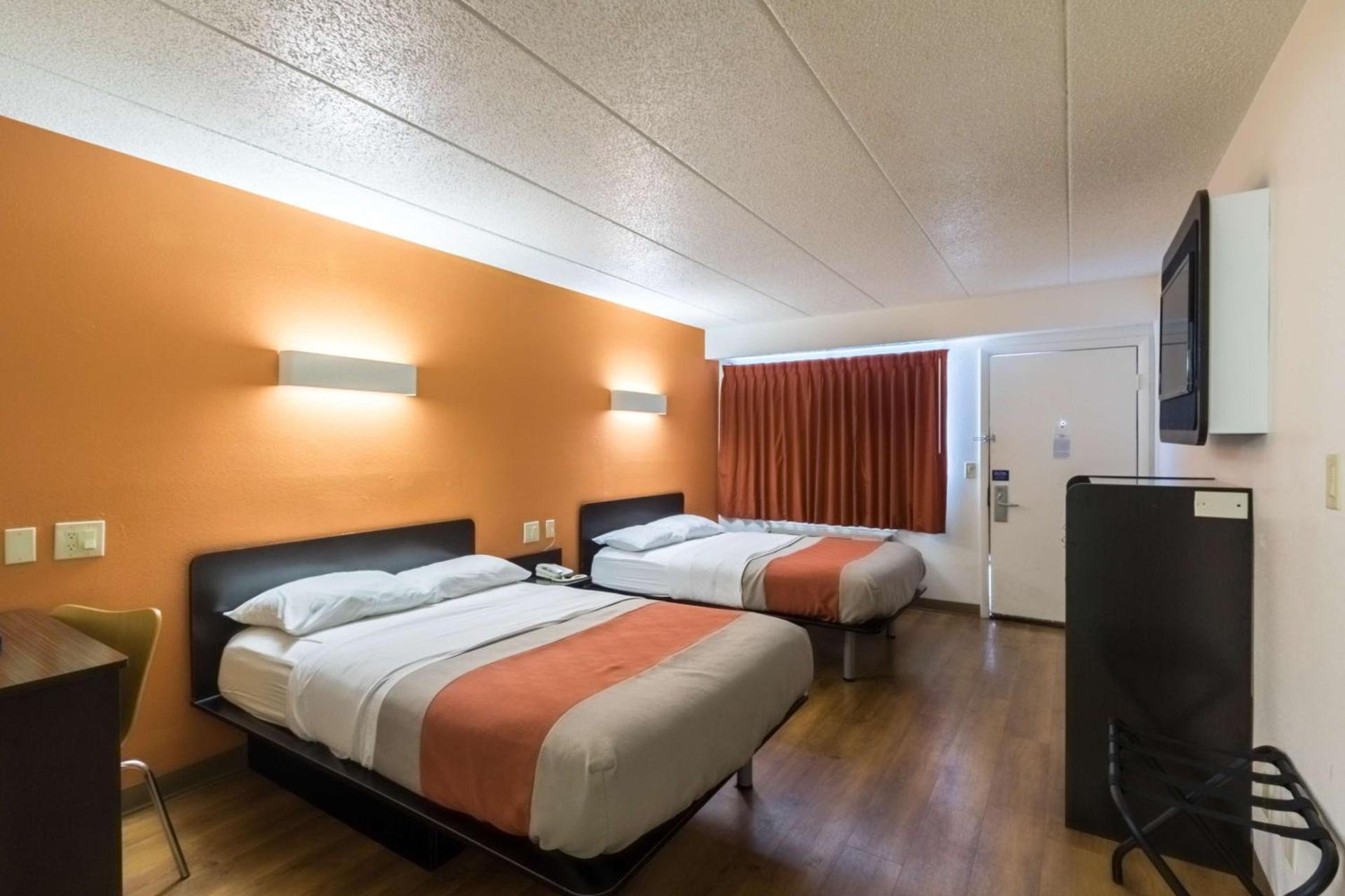 Motel 6-Crawfordsville, IN photo 21