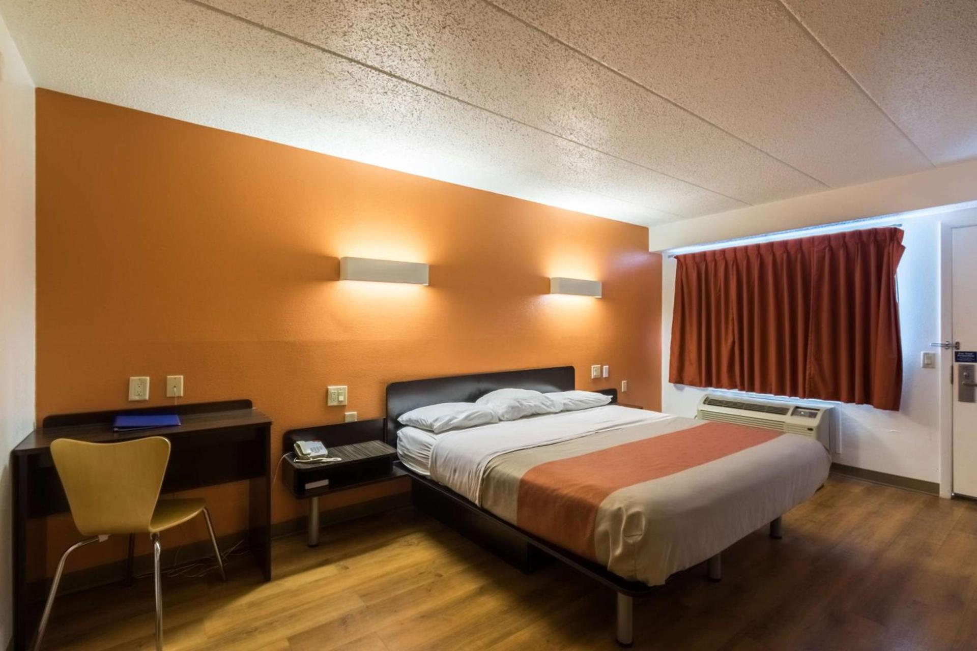 Motel 6-Crawfordsville, IN photo 19