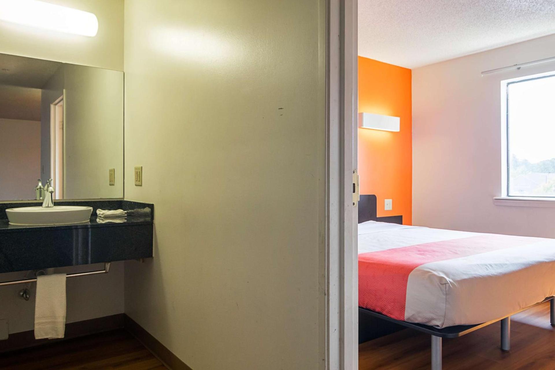 Motel 6-Jonesboro, GA photo 20