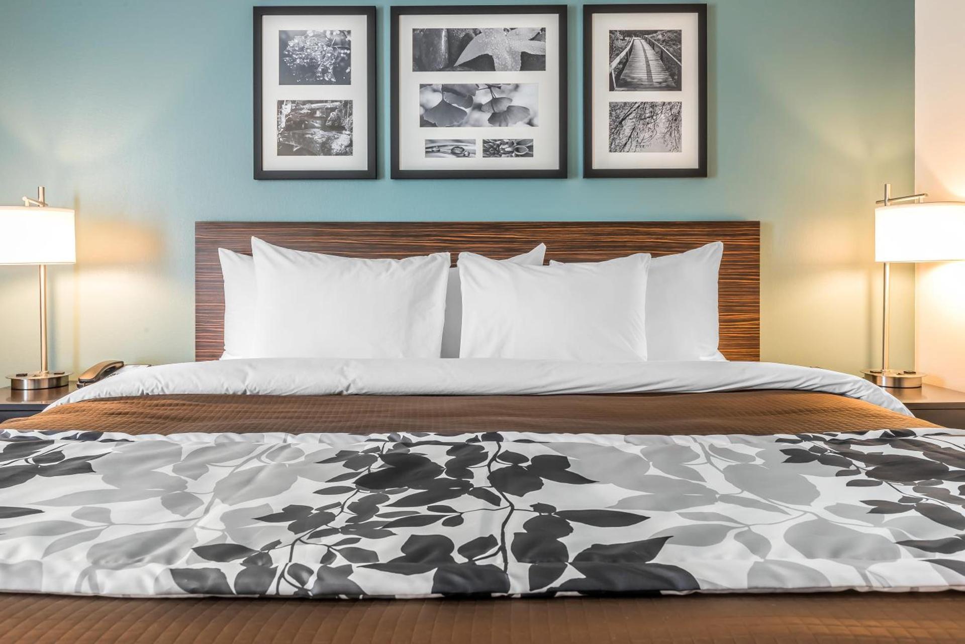 Sleep Inn & Suites Cumberland photo 9