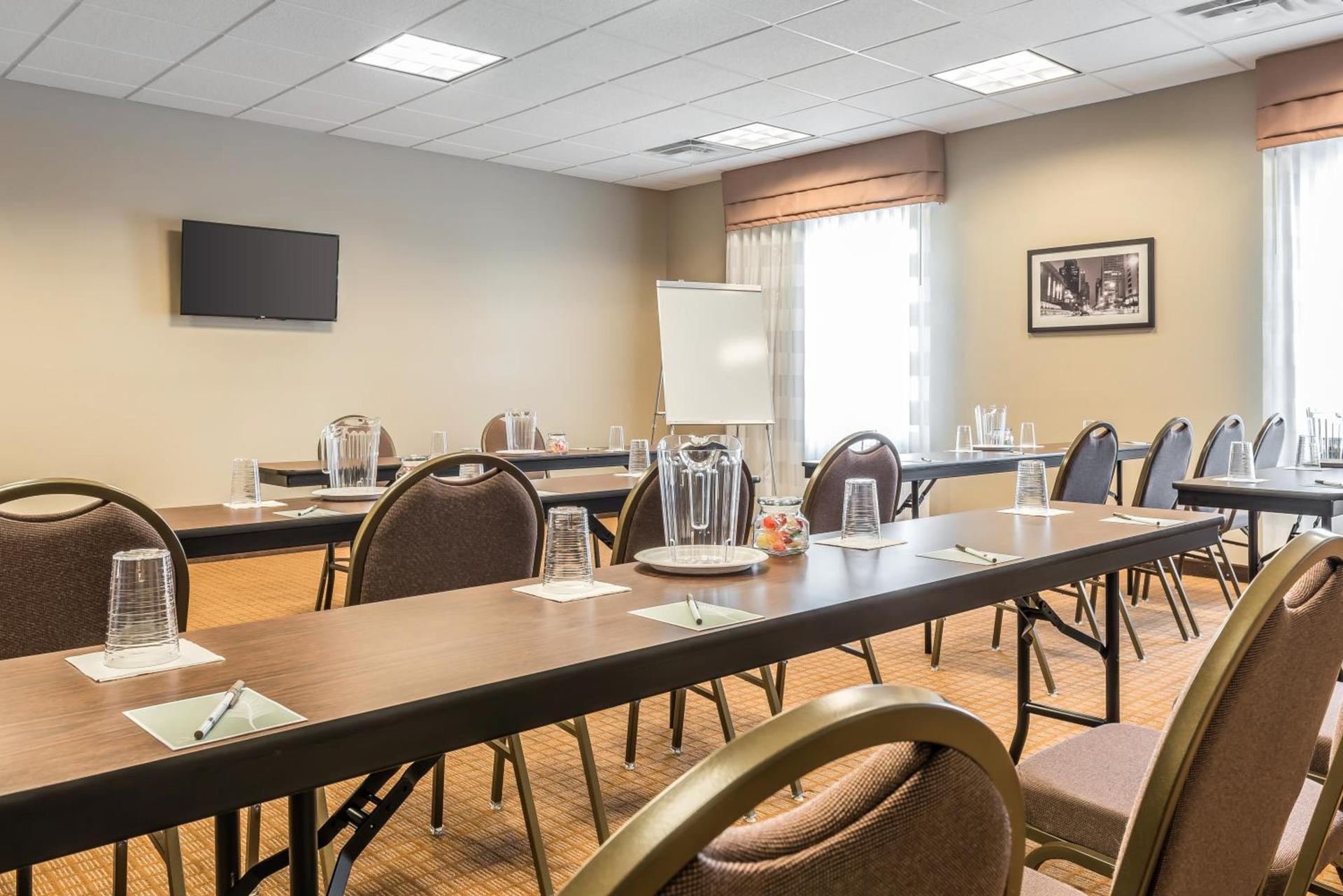 Sleep Inn & Suites Cumberland photo 13