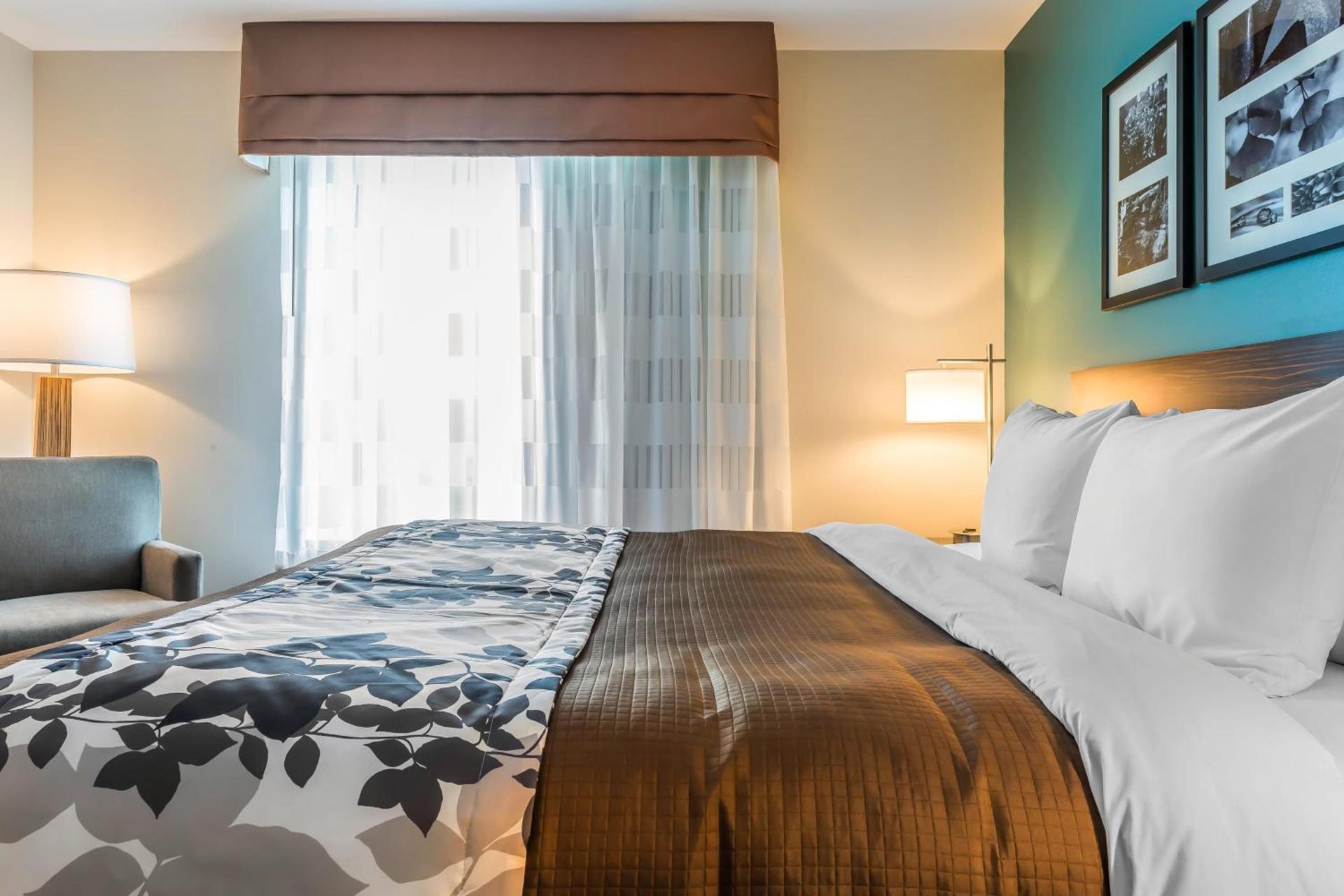 Sleep Inn & Suites Cumberland photo 19