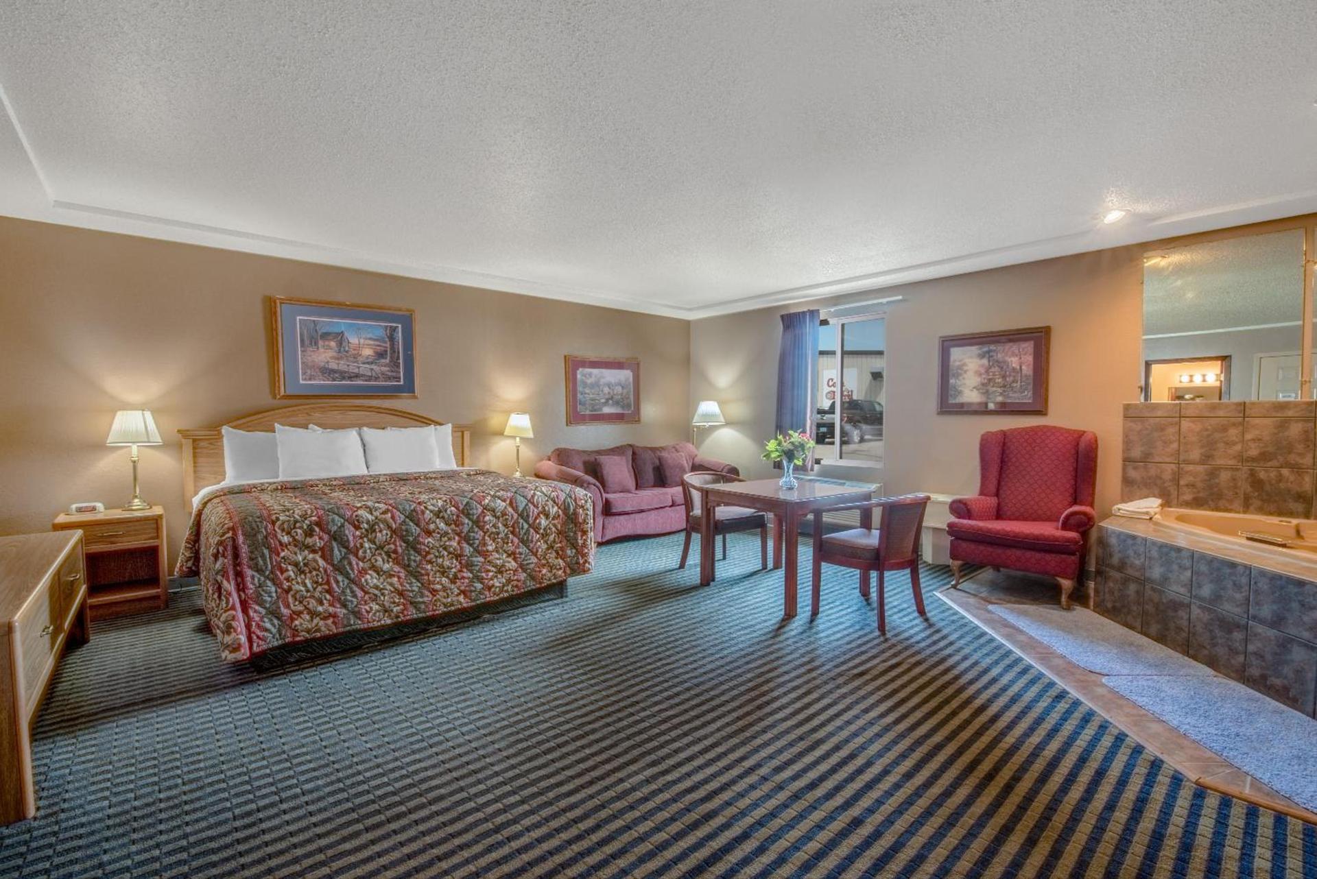 Days Inn by Wyndham Jamestown photo 30