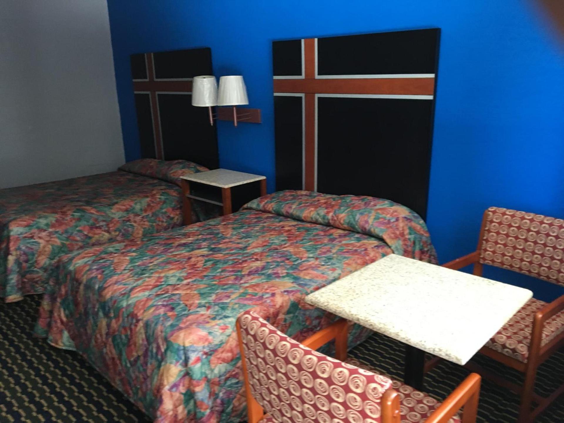 Fulton Inn photo 12