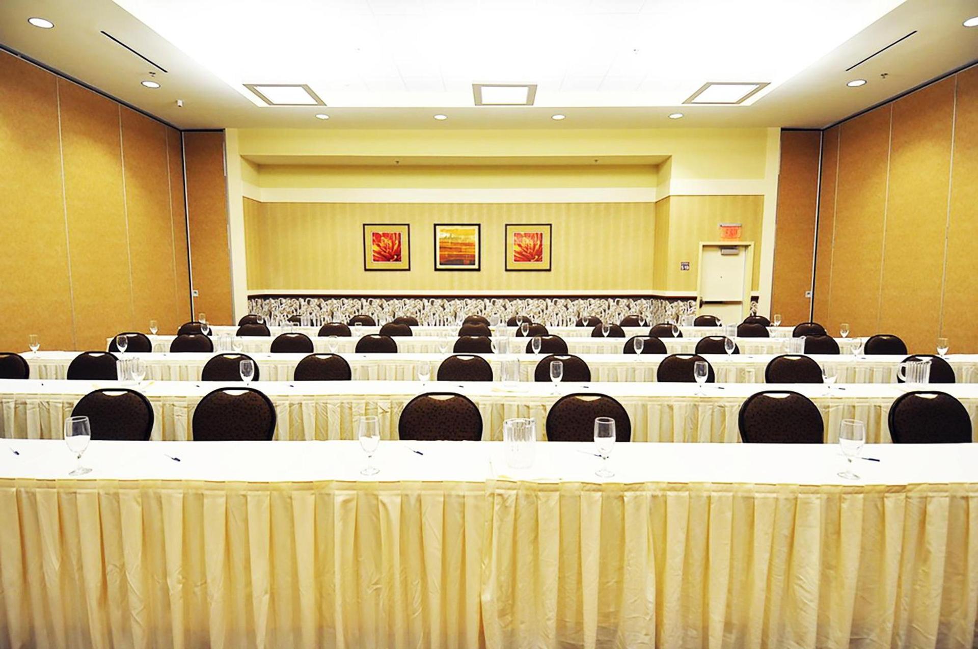 Overton Hotel and Conference Center photo 43