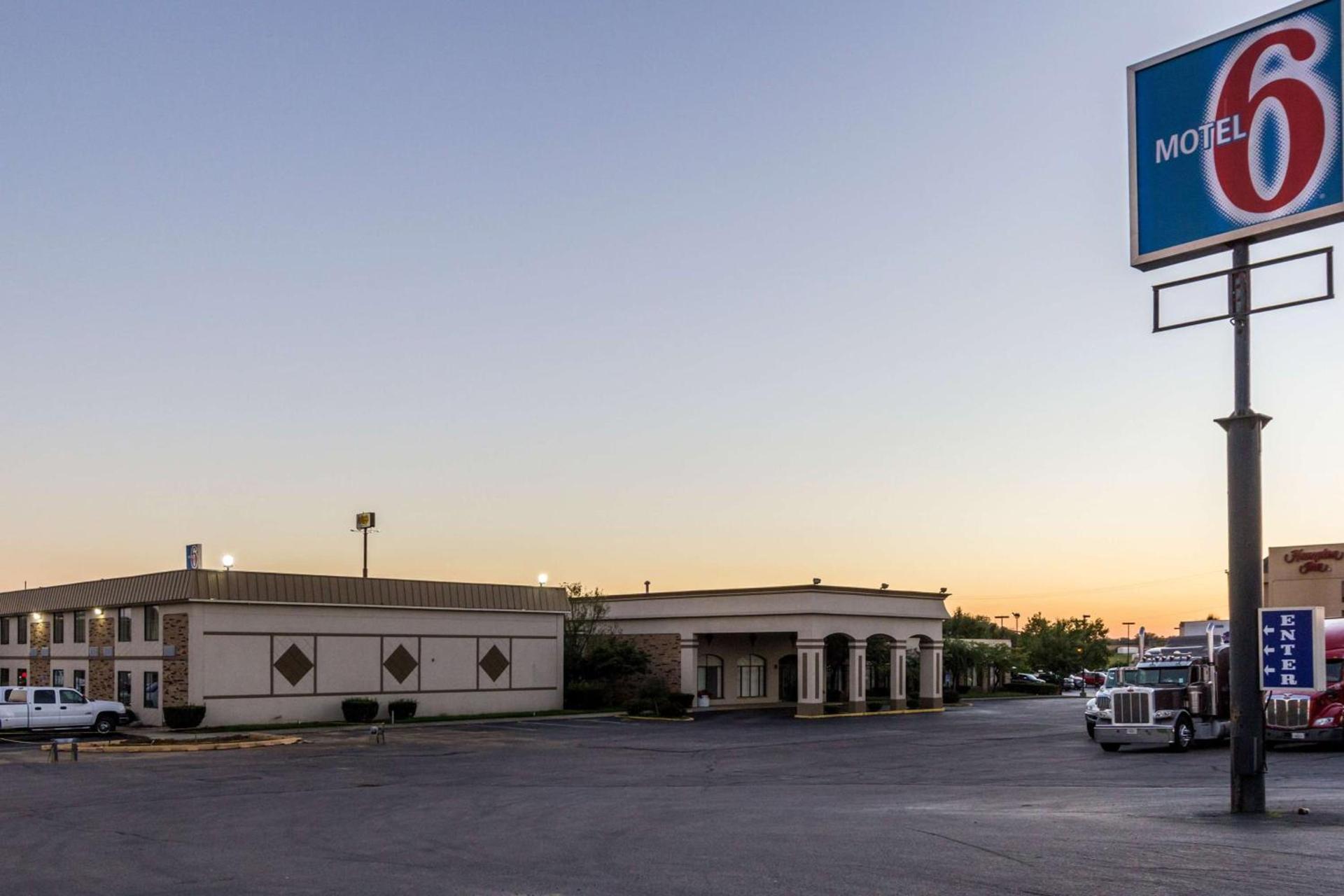Motel 6-Springfield, OH photo 75
