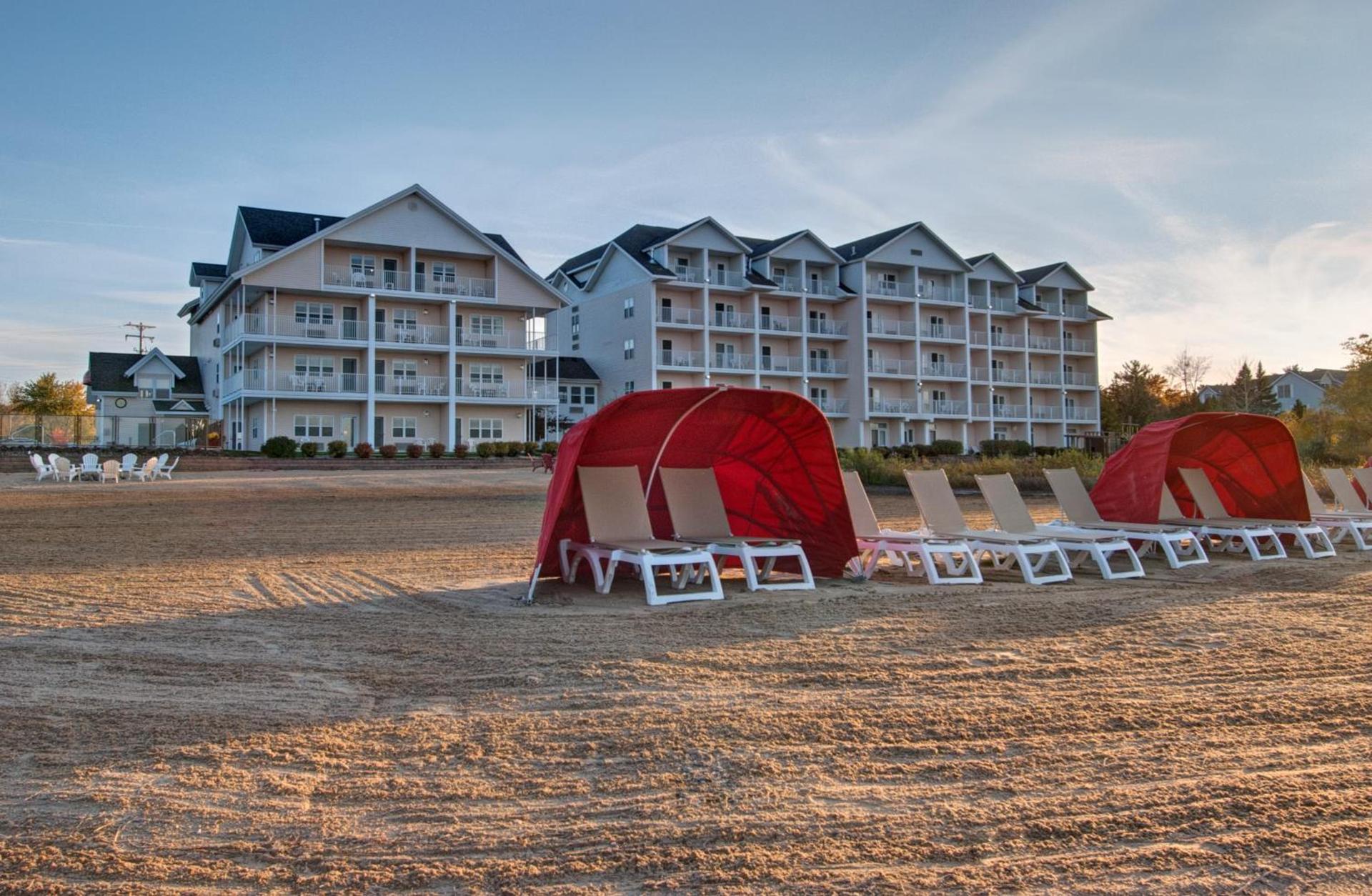 Cherry Tree Inn & Suites photo 43