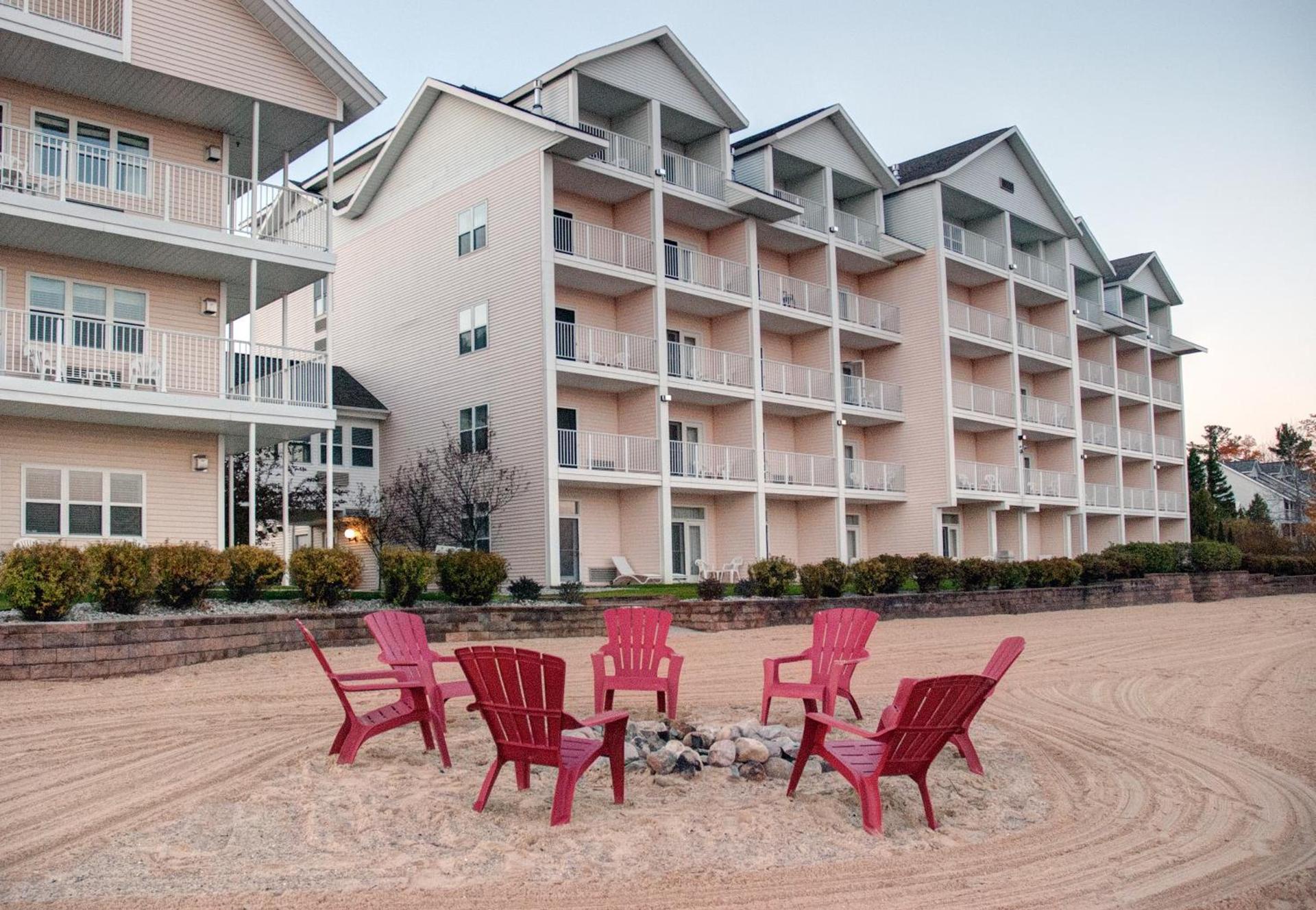 Cherry Tree Inn & Suites photo 44