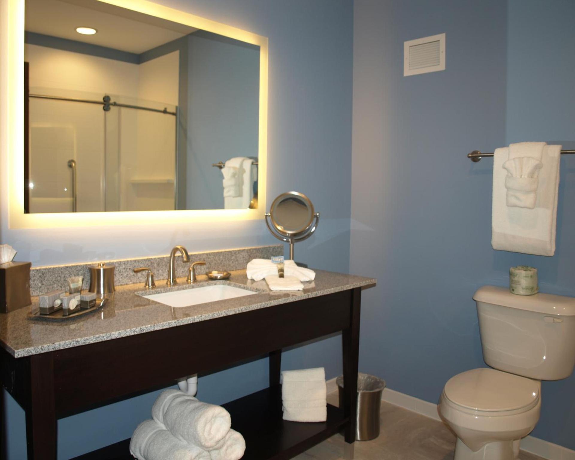 Hotel at Batavia Downs photo 11