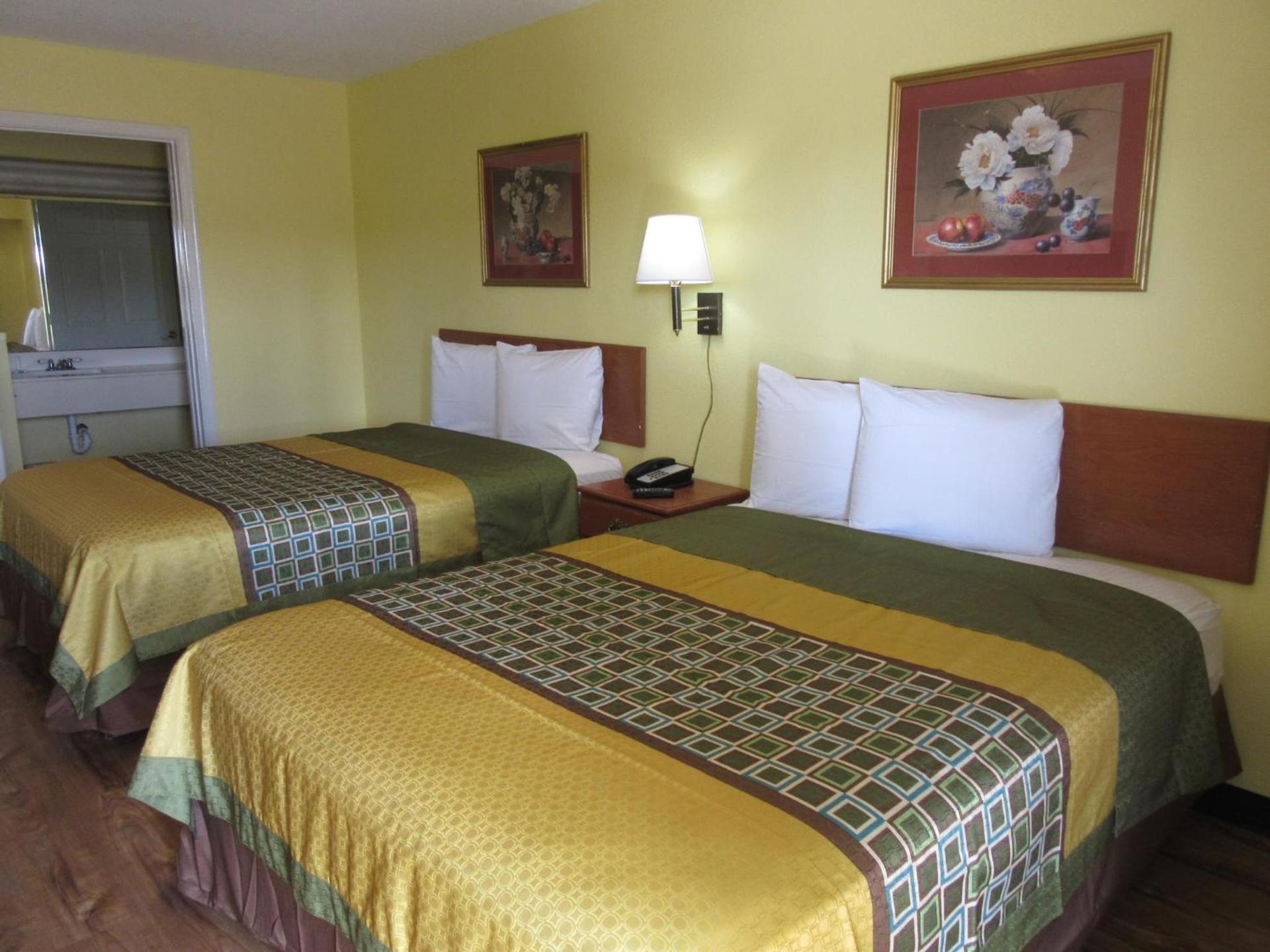 The Crossroads Hotel and Suites Irving photo 22