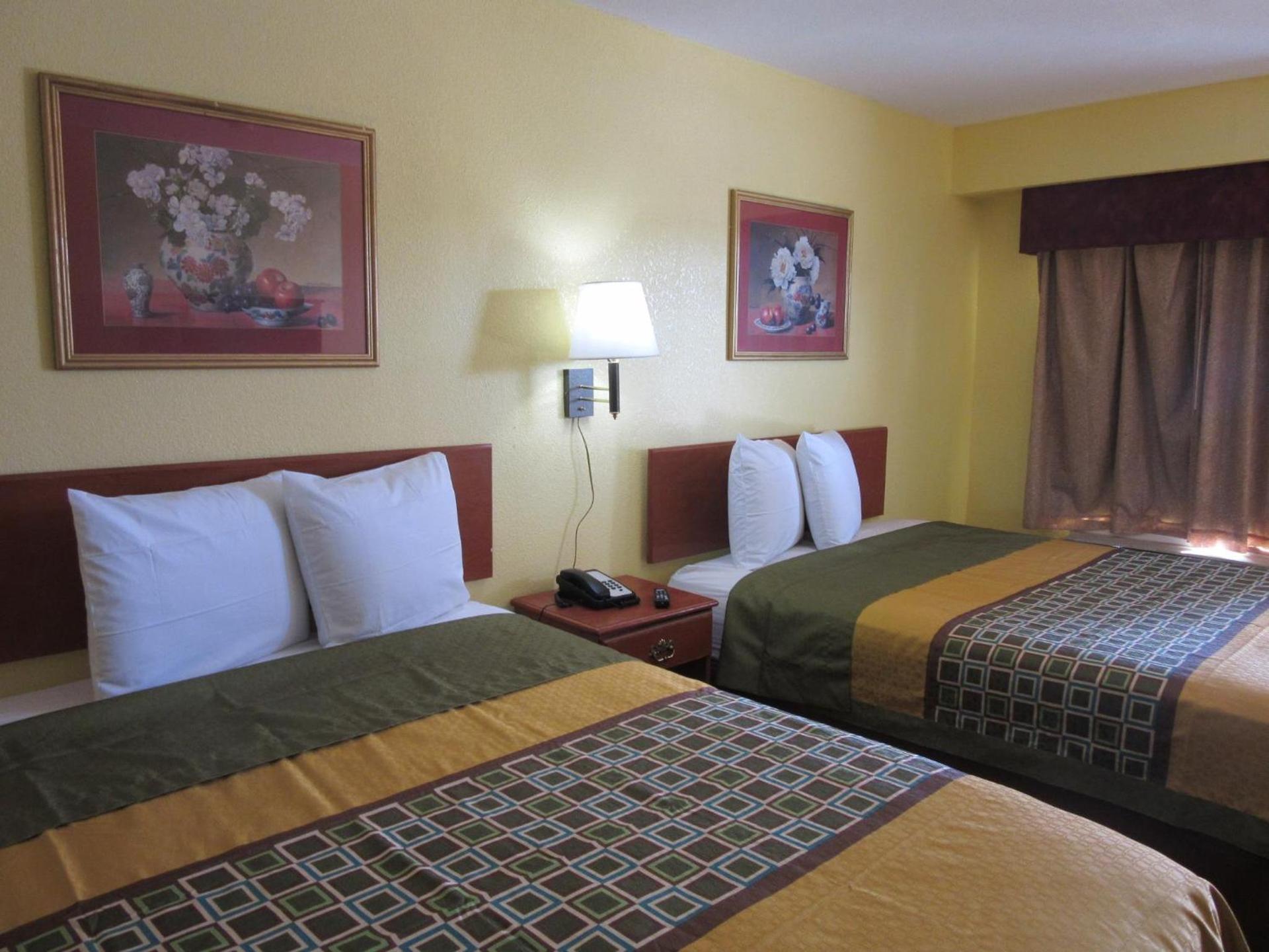 The Crossroads Hotel and Suites Irving photo 23