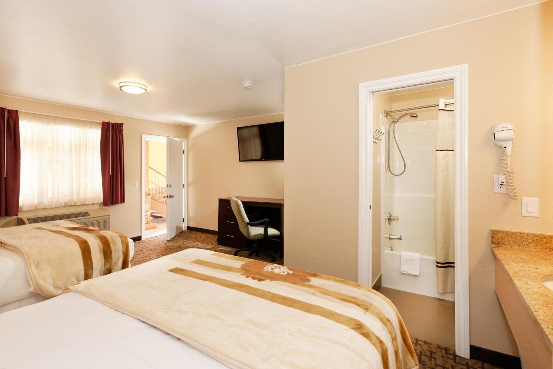 Glenwood Springs Inn photo 24