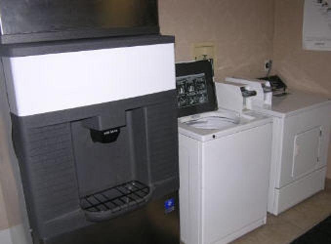Aderi Hotel Near Casino photo 14