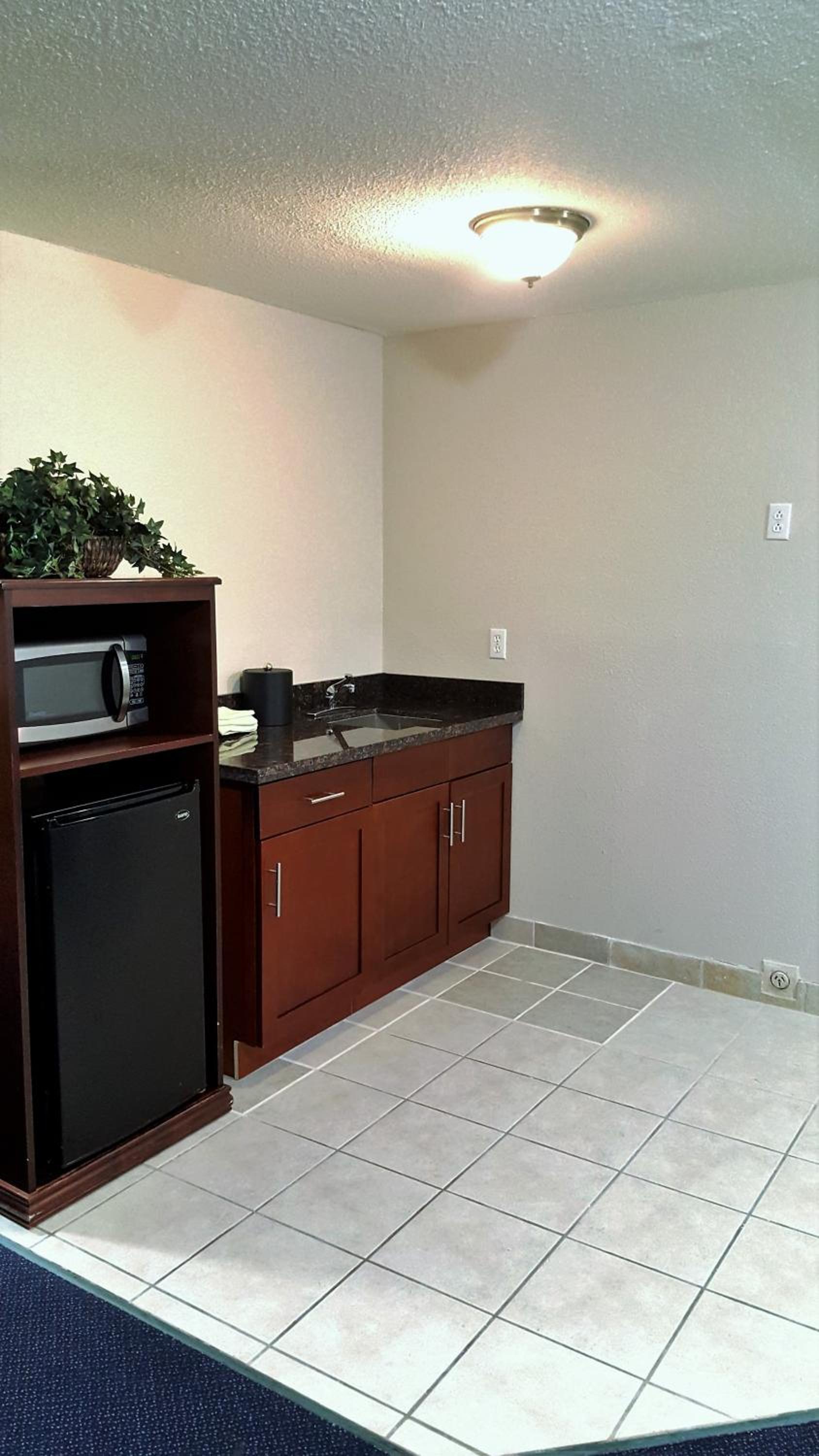 Sutton Suites Hotel photo 32