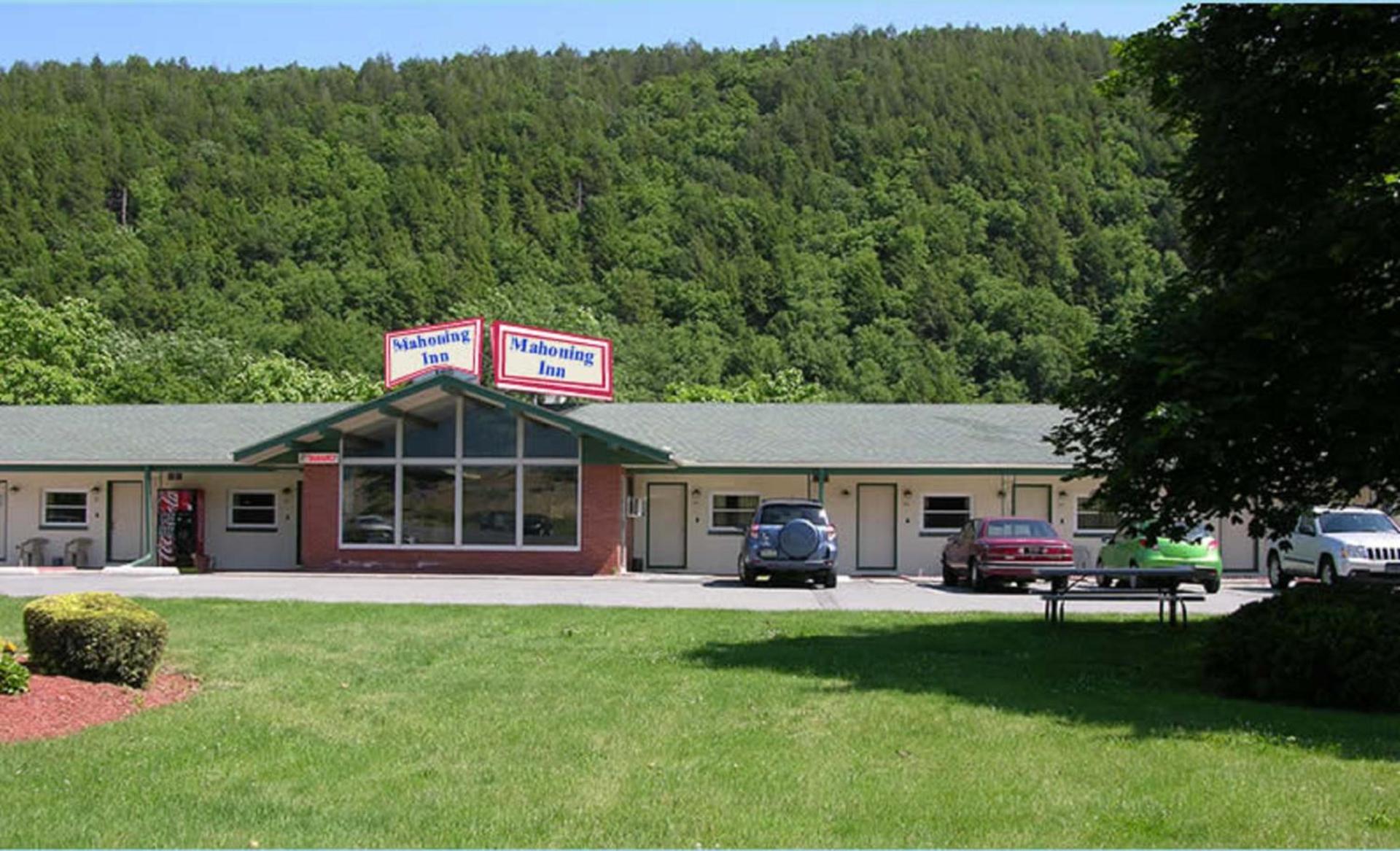Mahoning Inn photo 9