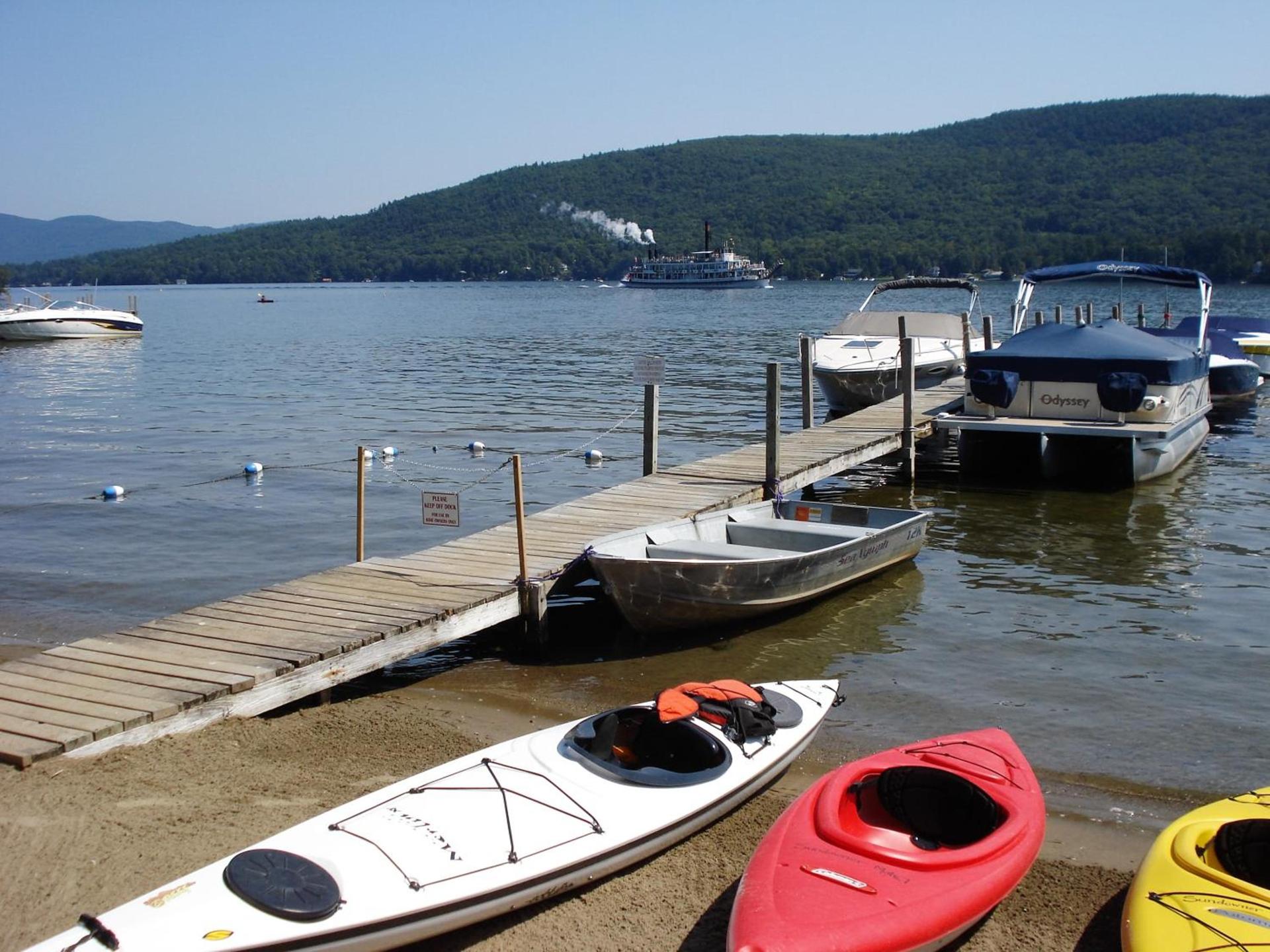 The Sundowner on Lake George photo 43
