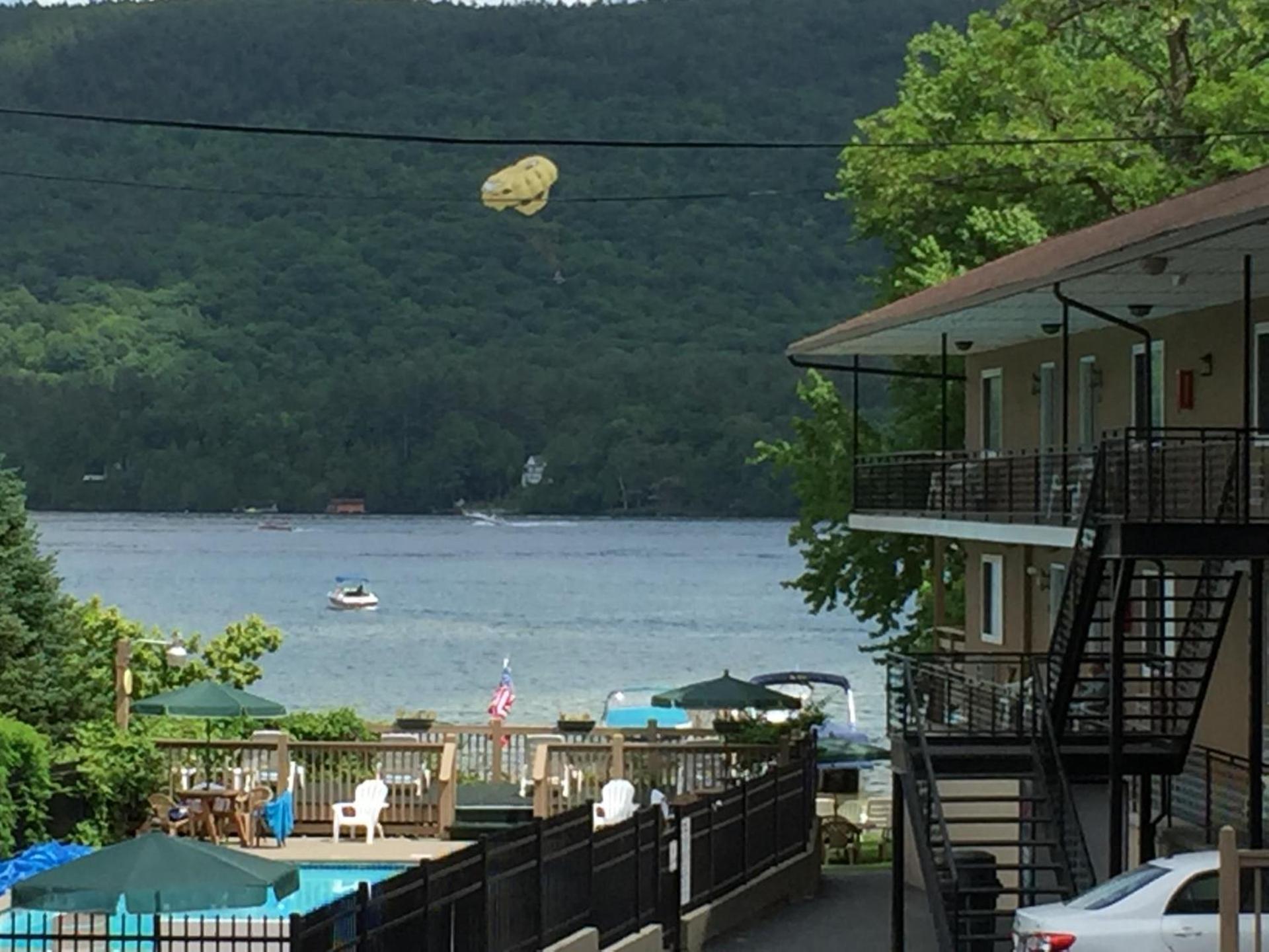 The Sundowner on Lake George photo 36