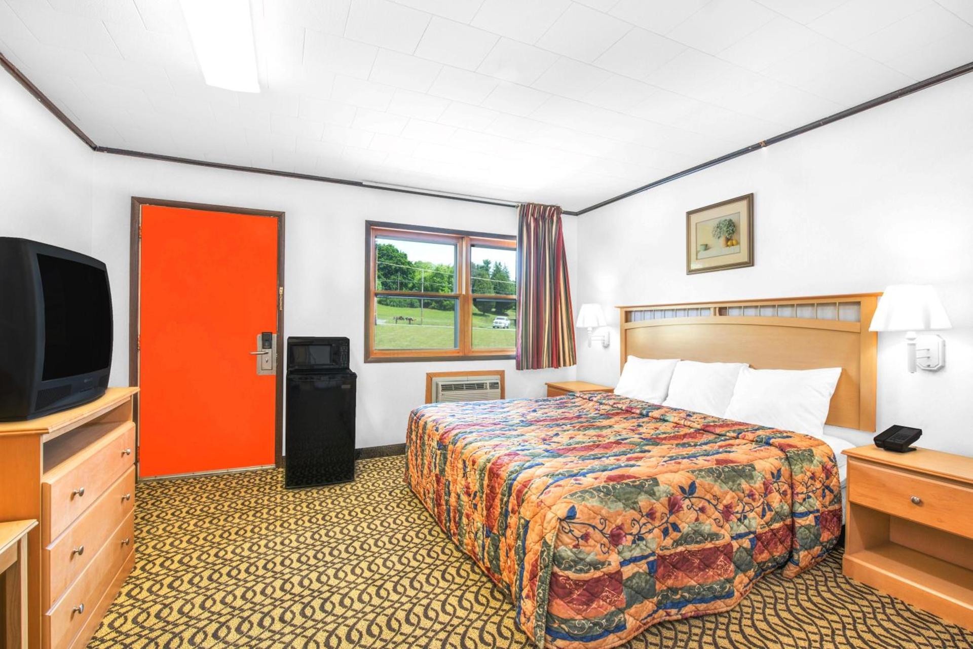 Knights Inn Pine Grove I-81 Exit 100 photo 17