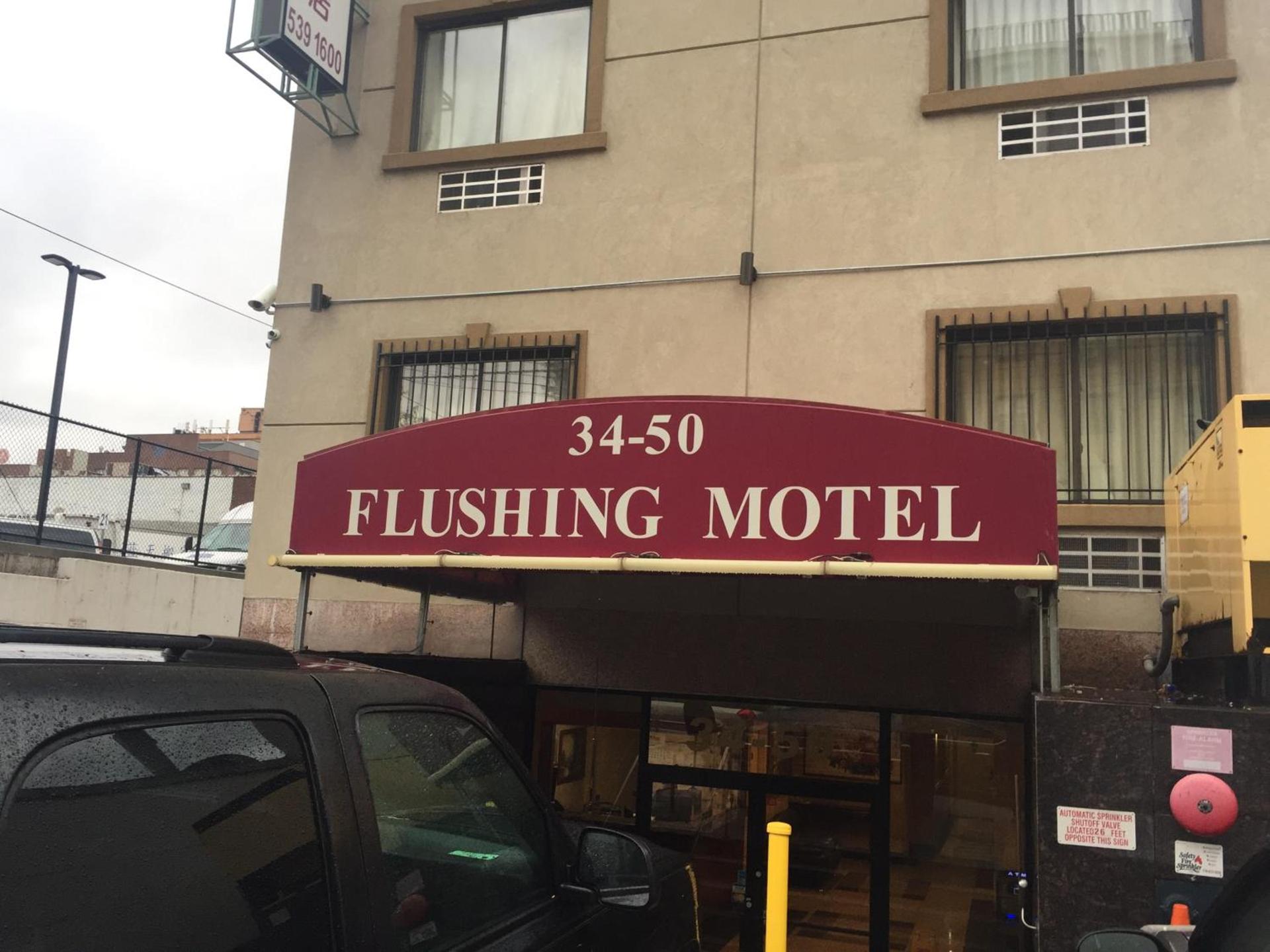 Flushing Motel photo 5