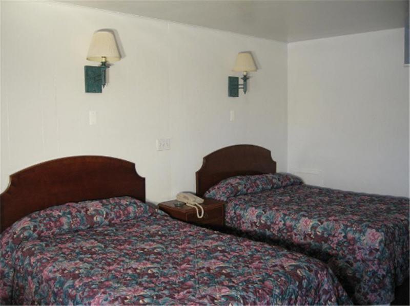 Valley Motel Pittsburgh photo 40