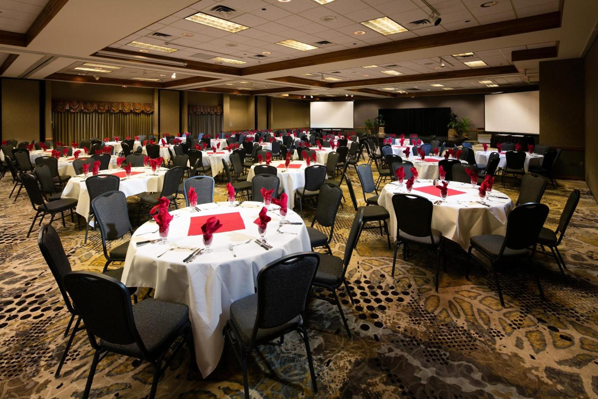 Red Lion Hotel Kalispell photo 38