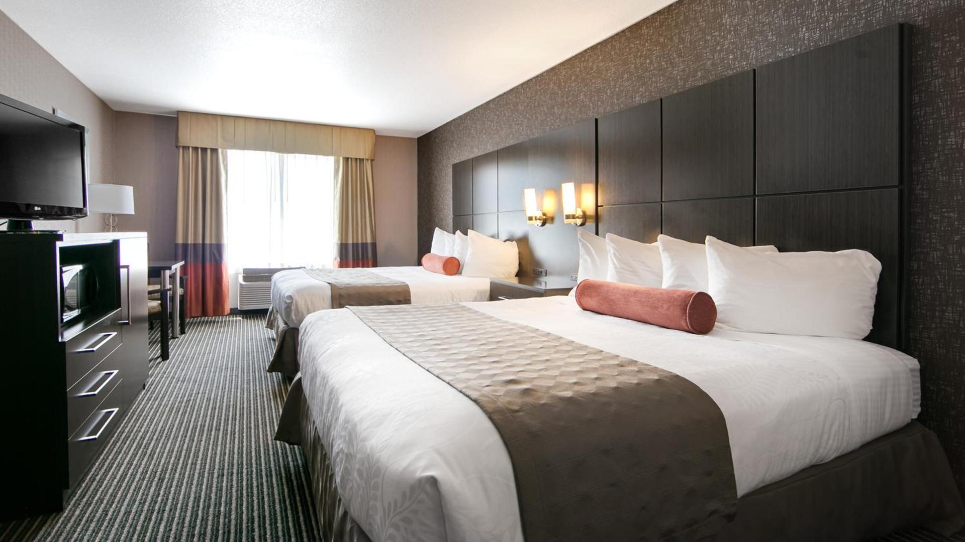 Best Western Plus Rama Inn & Suites photo 35